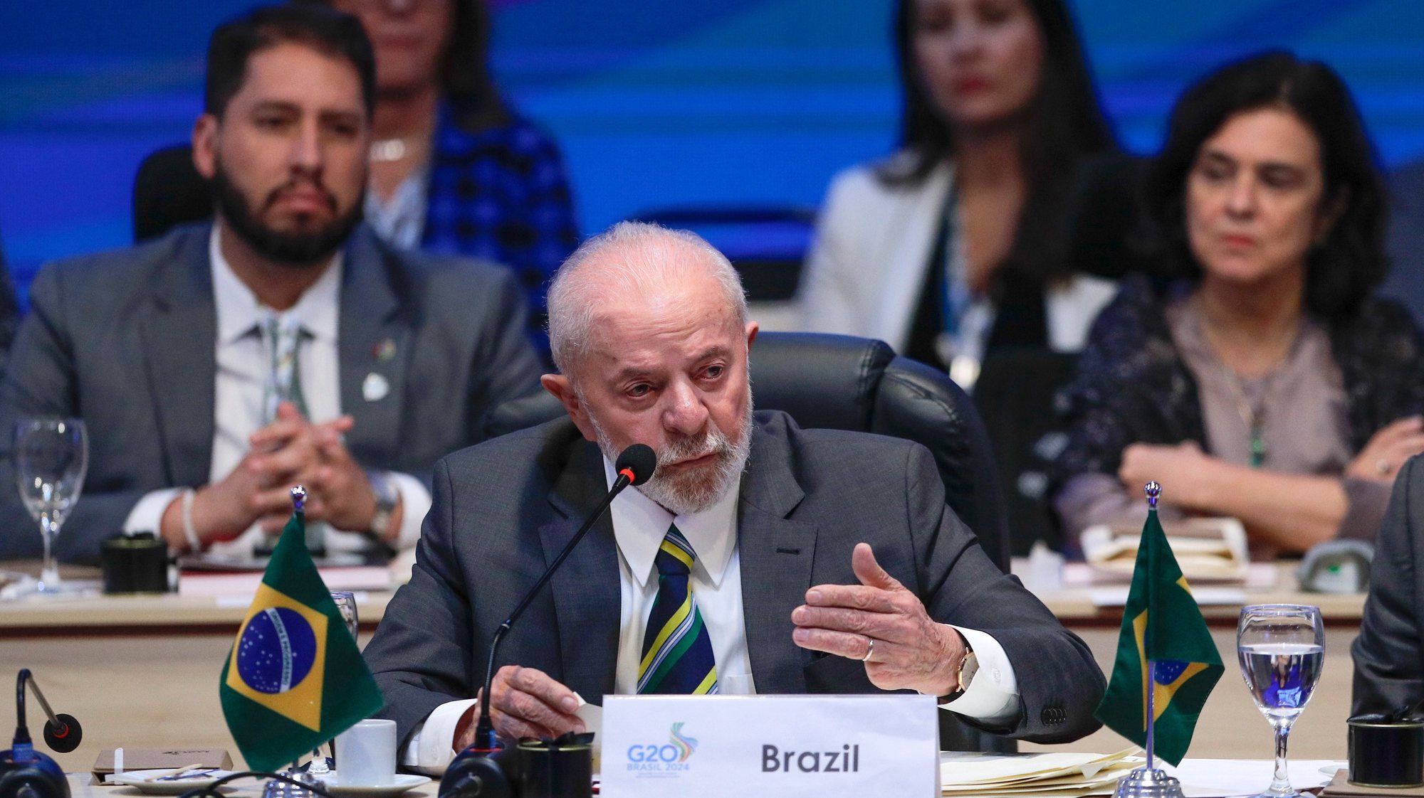 epa11494289 The President of Brazil, Luiz Inacio Lula da Silva, speaks during the opening of the Global Alliance against Hunger and Poverty meeting at the G20 Brazil 2024, held at the headquarters of the NGO Acao da Cidadania in Rio de Janeiro, Brazil, 24 July 2024. Lula da Silva introduced the Global Alliance against Hunger and Poverty and expressed regret that hunger continues to be the most challenging issue for humanity in the 21st century.  EPA/ANDRE COELHO