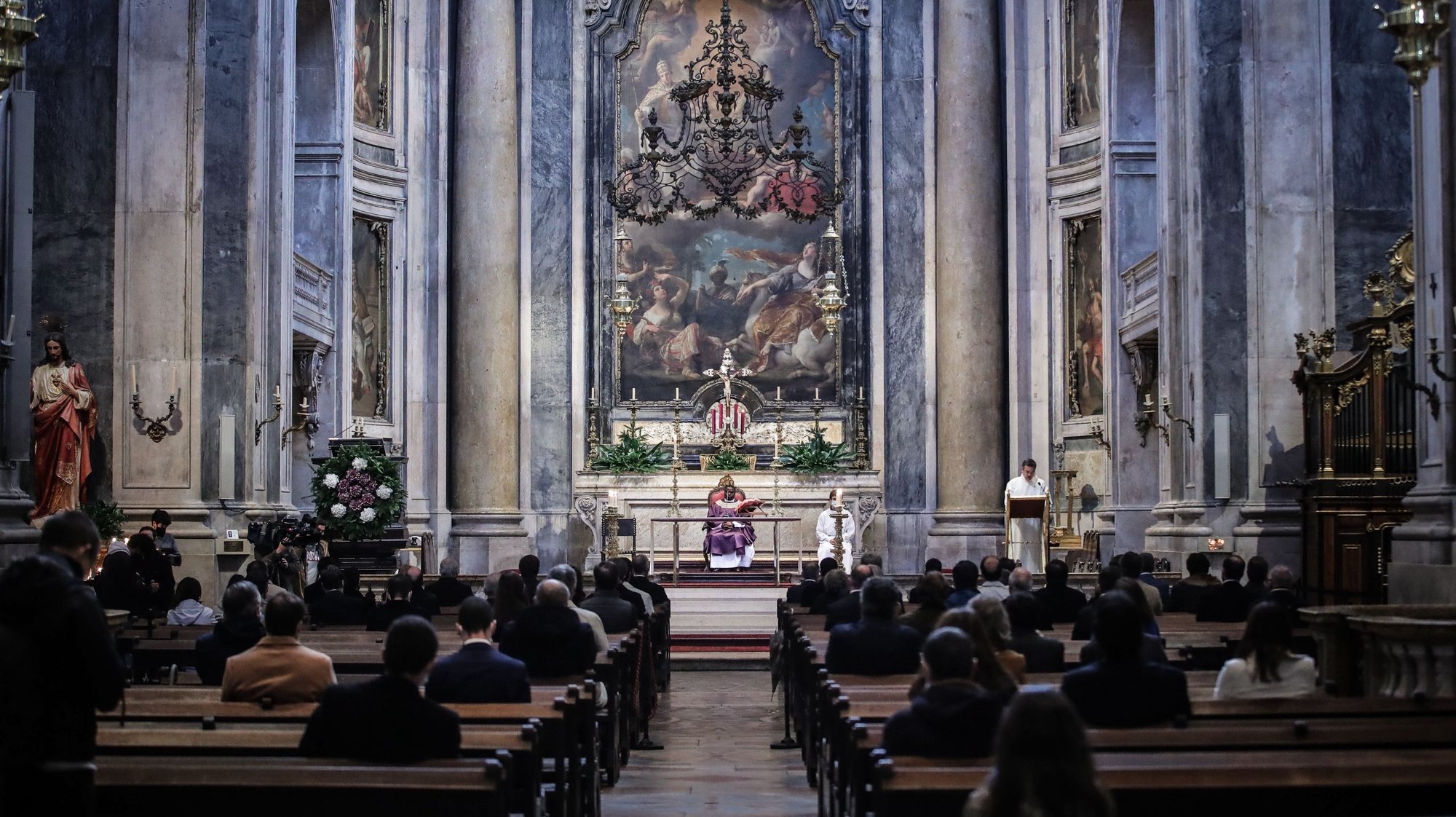 Missa evocativa a Adelino Amaro da Costa e Francisco Sá Carneiro, na Basílica da Estrela, em Lisboa, 4 de novembro de 2020. MÁRIO CRUZ/LUSA