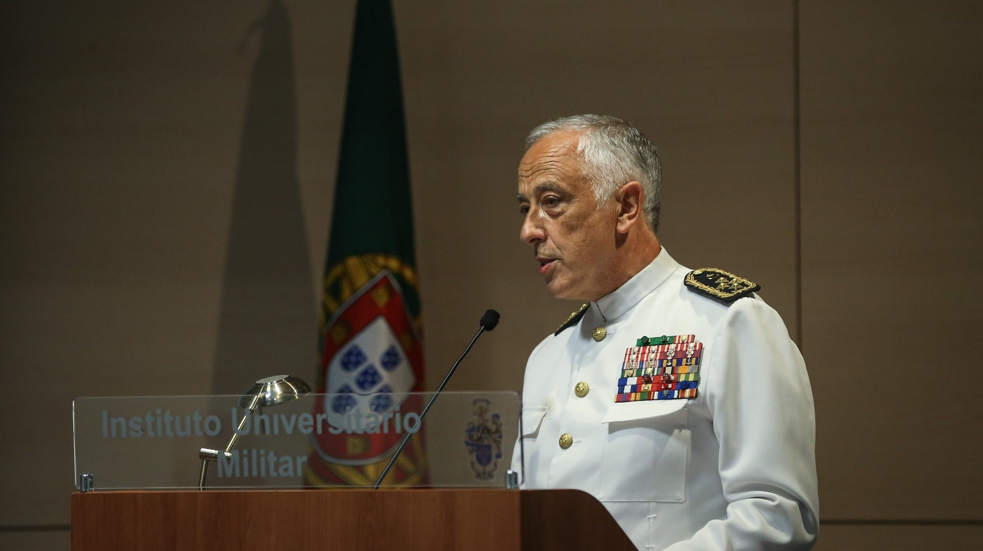 O Chefe do Estado-Maior-General das Forças Armadas, Almirante António Silva Ribeiro, discursa na cerimónia das comemorações do Dia do Estado-Maior-General das Forças Armadas, no Instituto Universitário Militar, em Lisboa, 14 de setembro de 2021.  RODRIGO ANTUNES/LUSA