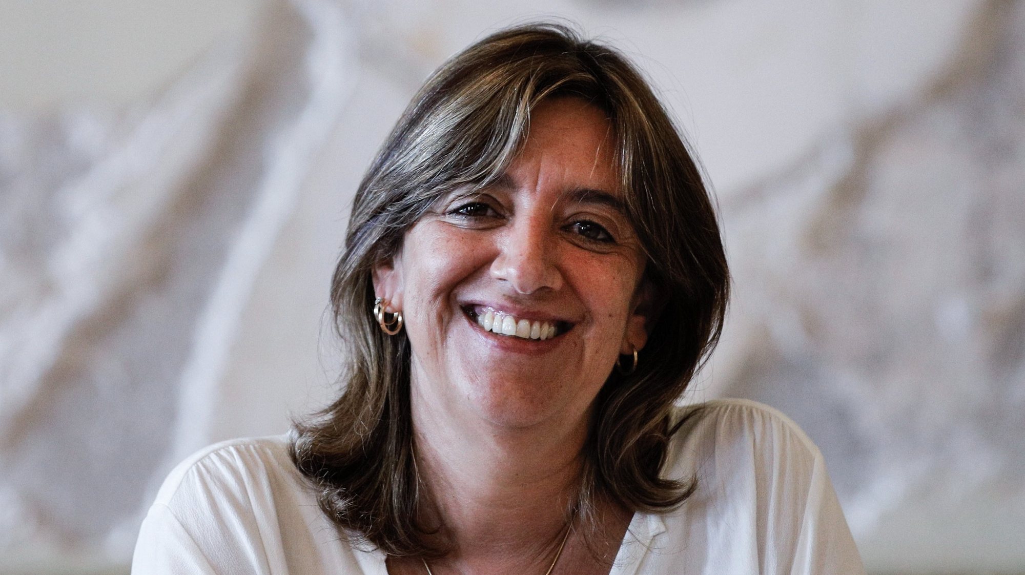 Portuguesa Cláudia Belchior eleita presidente da European Theatre Convention