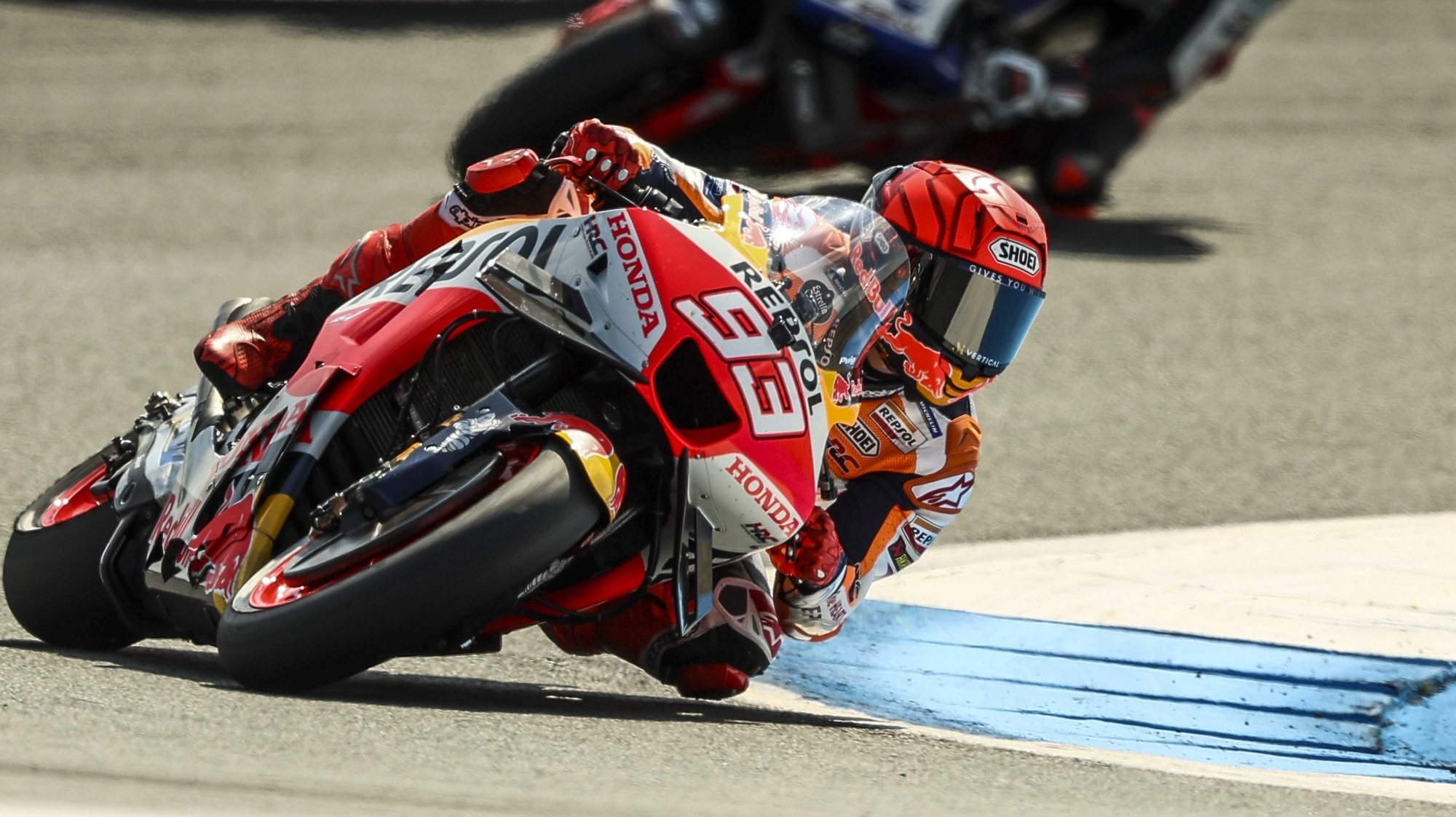 epa10707828 Spanish MotoGP rider Marc Marquez of Repsol Honda takes a bend during the first free practice session of the motorcycling Grand Prix TT Assen at the TT Circuit Assen, the Netherlands, 23 June 2023.  EPA/VINCENT JANNINK