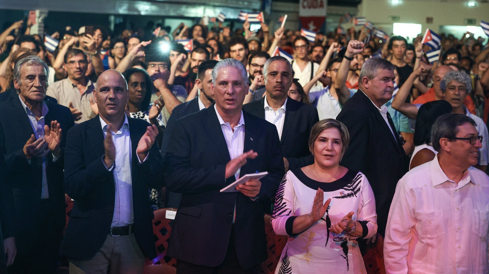 Cuba&#039;s President Miguel Diaz-Canel (C) flanked by the secretary-general of the Portuguese Communist Party (PCP), Paulo Raimundo (2-L) and the party&#039;s former secretary-general, Jeronimo de Sousa (L), during the Solidarity act &quot;Together for Cuba&quot; in Lisbon, Portugal, 15 July 2023. The President of Cuba, Miguel Diaz-Canel is in Portugal at the invitation of Portuguese President Marcelo Rebelo de Sousa. ANTONIO COTRIM/LUSA