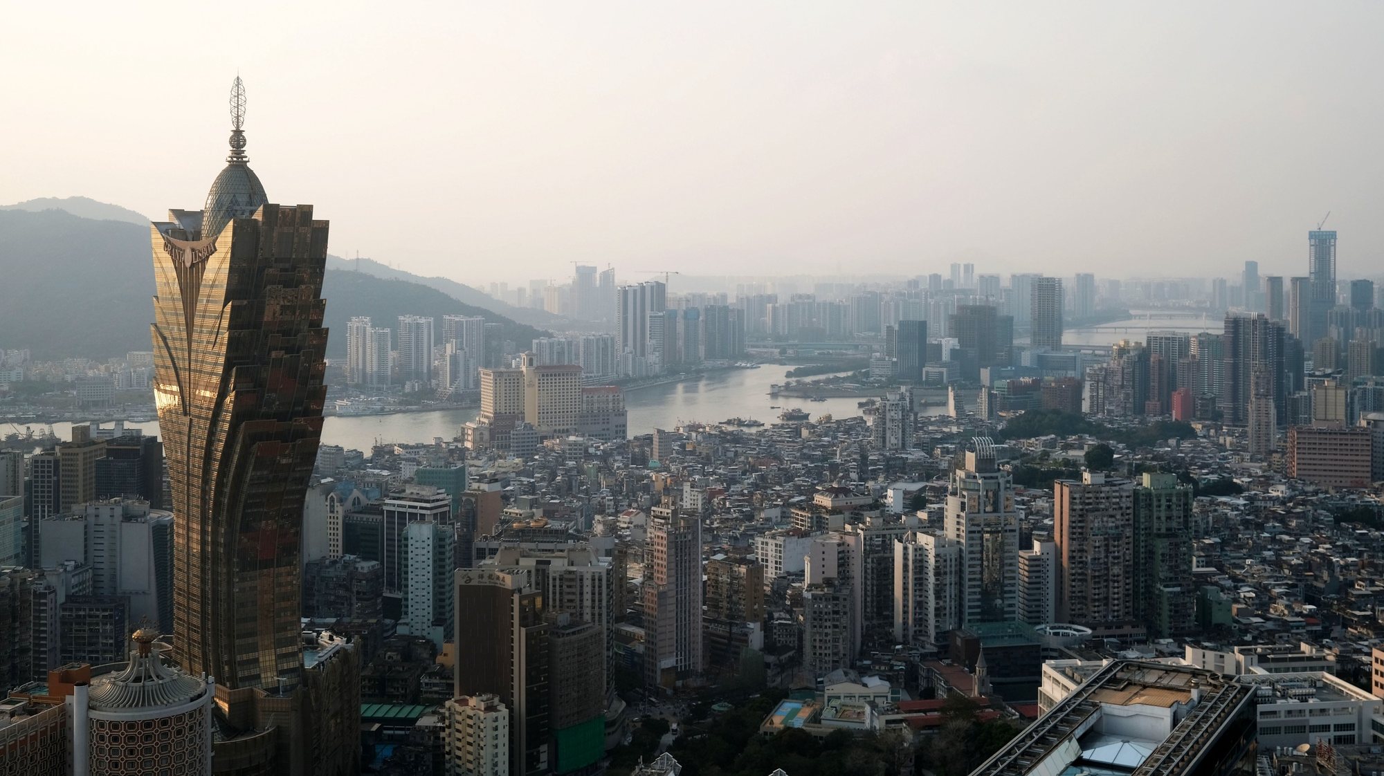 Vista parcial de Macau ao final da tarde, China, 22 de agosto de 2023. GONÇALO LOBO PINHEIRO/LUSA