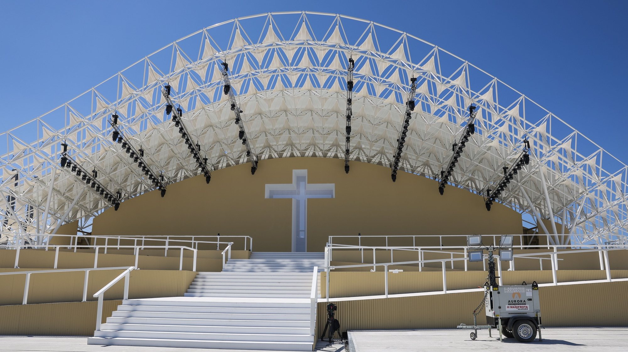 Altar Palco das Jornadas Mundiais da Juventude que irá receber o Papa Francisco, no Parque Tejo, em Lisboa, 31 de julho 2023. JOSÉ SENA GOULÃO/LUSA