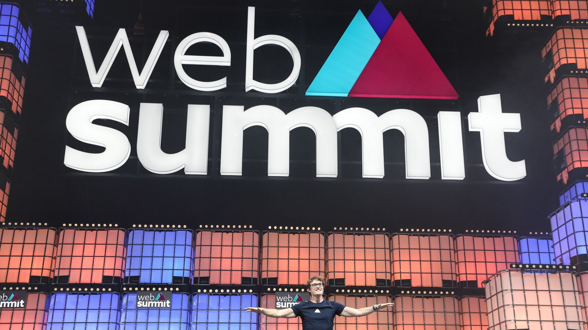 epa09558150 CEO and co-founder of Web Summit, Paddy Cosgrave, speaks during the first day of the 2021 Web Summit in Lisbon, Portugal, 01 November 2021. More than 40,000 people participate in the 2021 Web Summit, considered the largest event of startups and technological entrepreneurship in the world, that takes place from 01 to 04 November.  EPA/ANTONIO COTRIM
