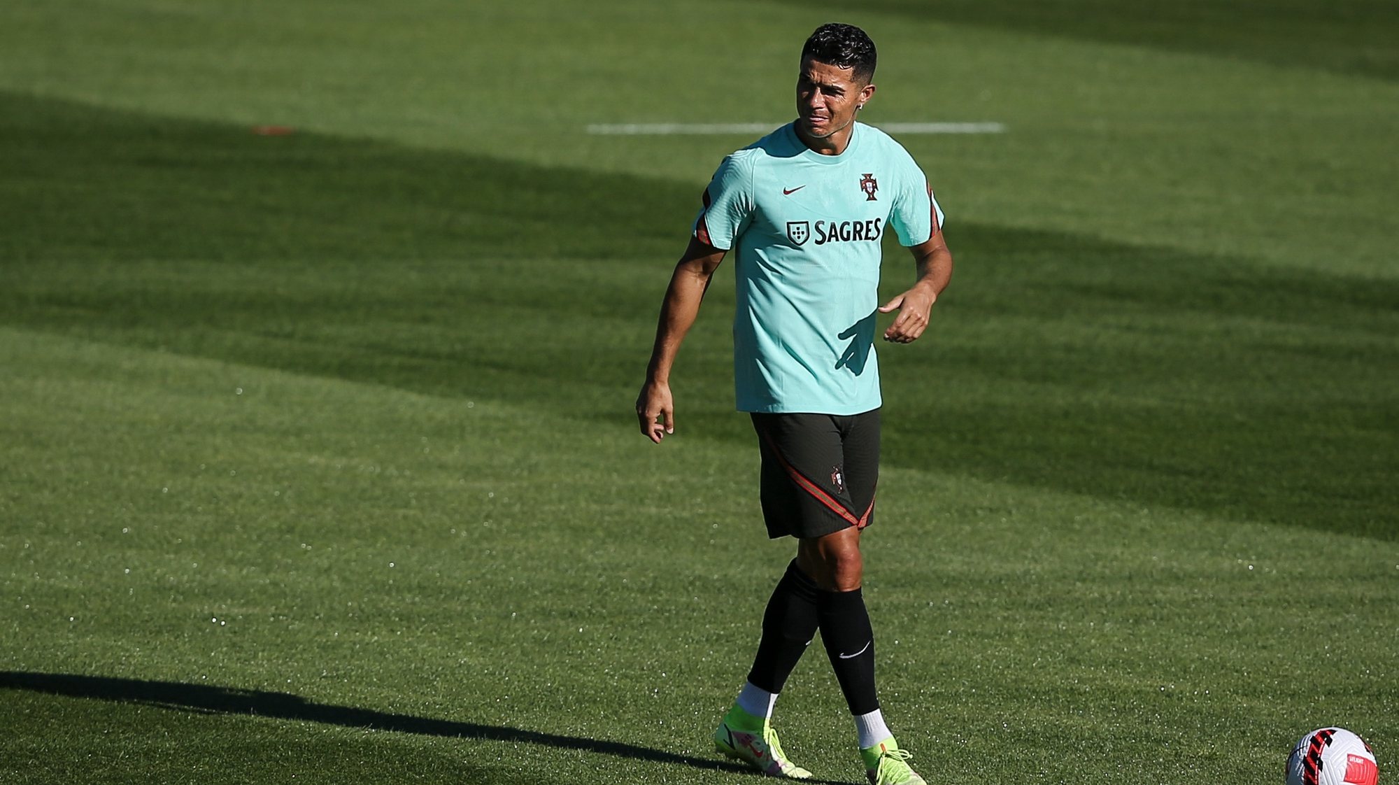 Portugal player Cristiano Ronaldo in action during the Portuguese National Team preparation for the FIFA World Cup Qatar 2022, in Oeiras, outskirts of Lisbon, Portugal, 30 August 2021.  RODRIGO ANTUNES/LUSA