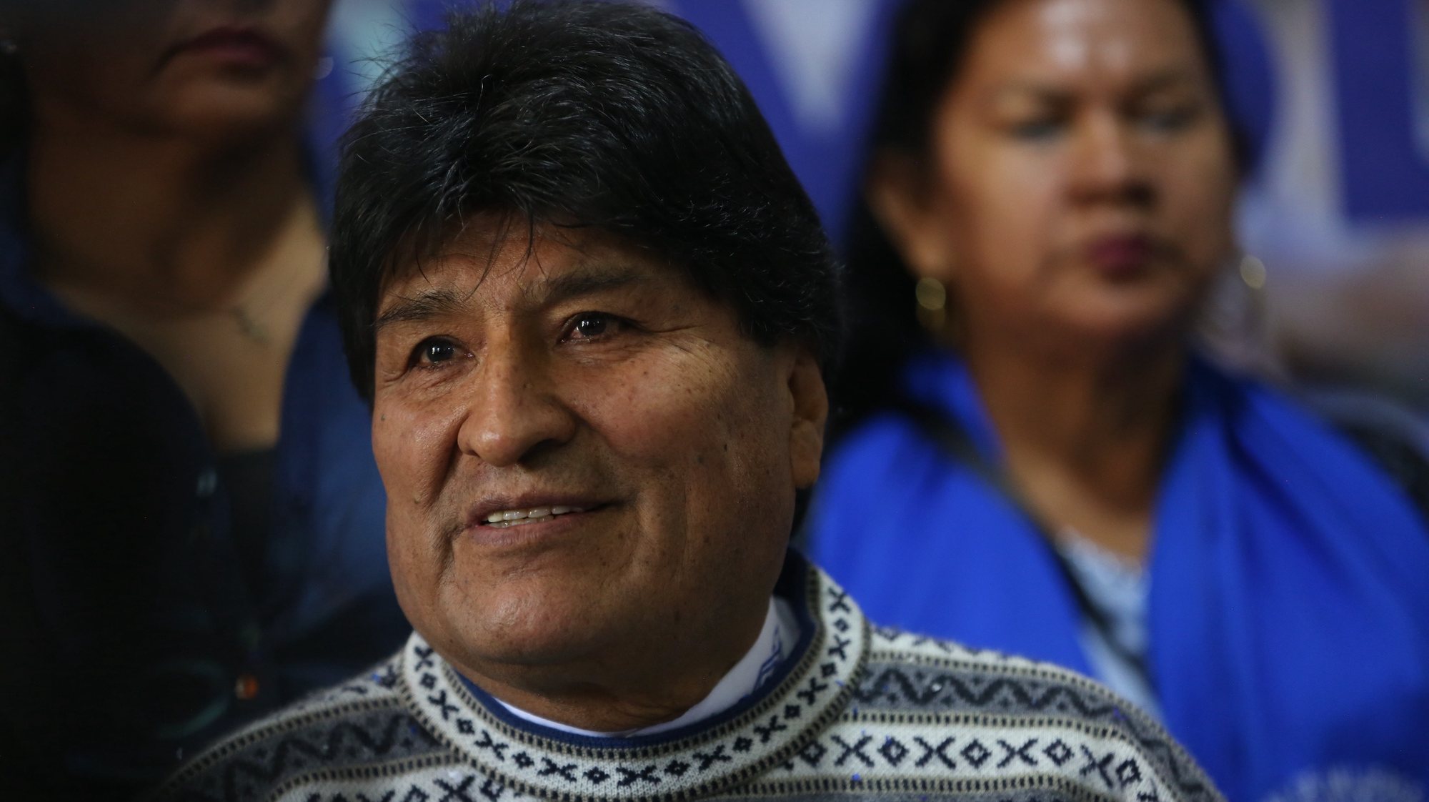 epa10914056 Former President Evo Morales participates in a press conference at the house of the Movement Al Socialism, MAS, in La Paz, Bolivia, 11 October 2023. The former president and leader of the ruling Movement towards Socialism (MAS), Evo Morales, denounced this 11 October a &#039;family business&#039; between the president of the country, Luis Arce, with one of his sons, which Morales calls an act of &#039;corruption.&#039;  EPA/LUIS GANDARILLAS
