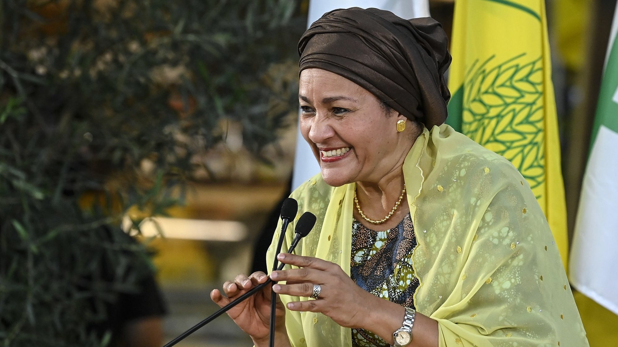 epa09362011 UN Deputy Secretary General Amina Mohammed delivers a speech during her visit to a farmers&#039; market in Rome, Italy, 24 July 2021. Mohammed is in Rome, where she will attend the Pre-Summit of the UN Food Systems Summit from 26 to 28 July.  EPA/RICCARDO ANTIMIANI