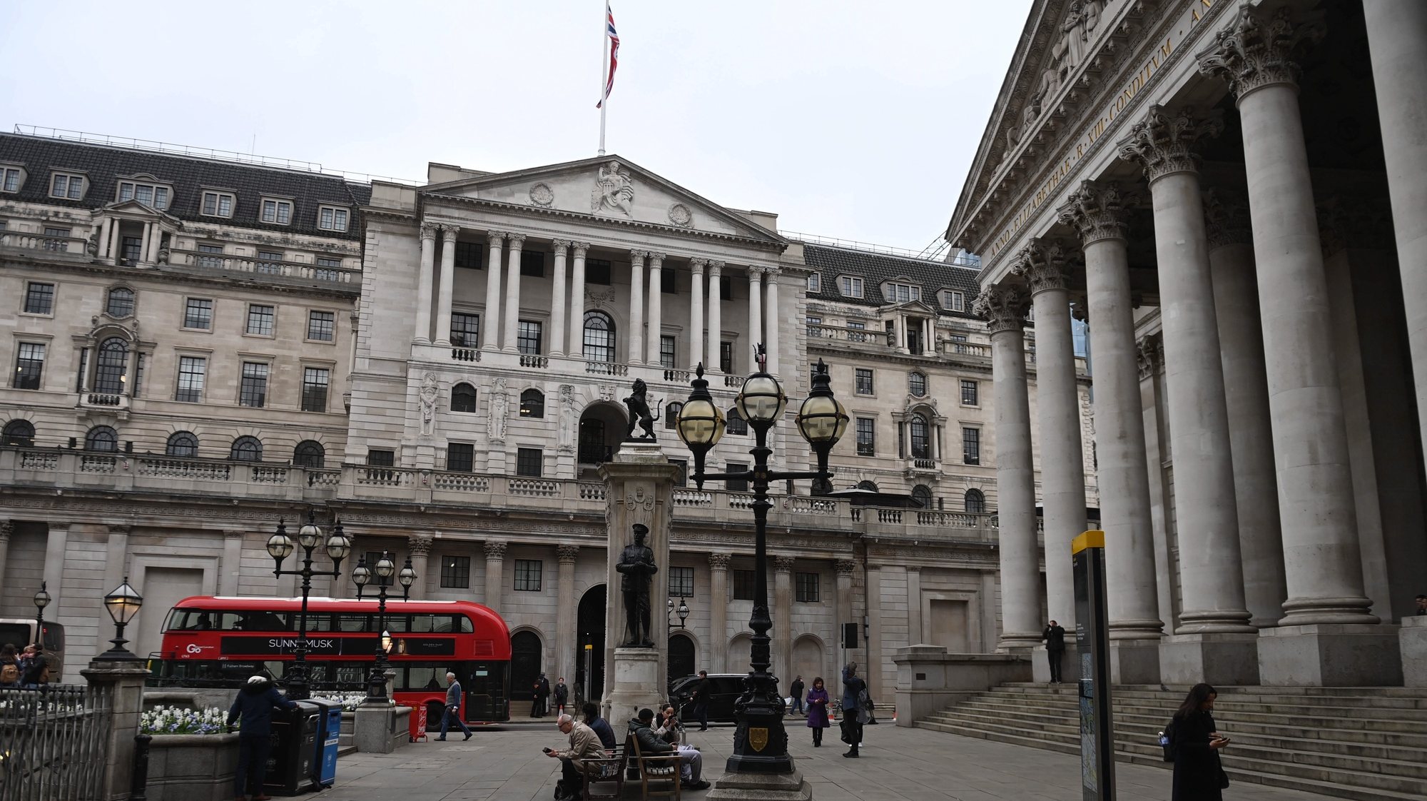 epa10533803 The Bank of England in London, Britain, 20 March 2023. The Bank of England has moved to calm market uncertainty after the emergency sale of Credit Suisse to rival UBS stating that &#039;the UK banking system is well capitalized and funded, and remains safe and sound&#039;. However, it has, along with a number of other national banks, taken steps to enhance the provision of liquidity.  EPA/NEIL HALL