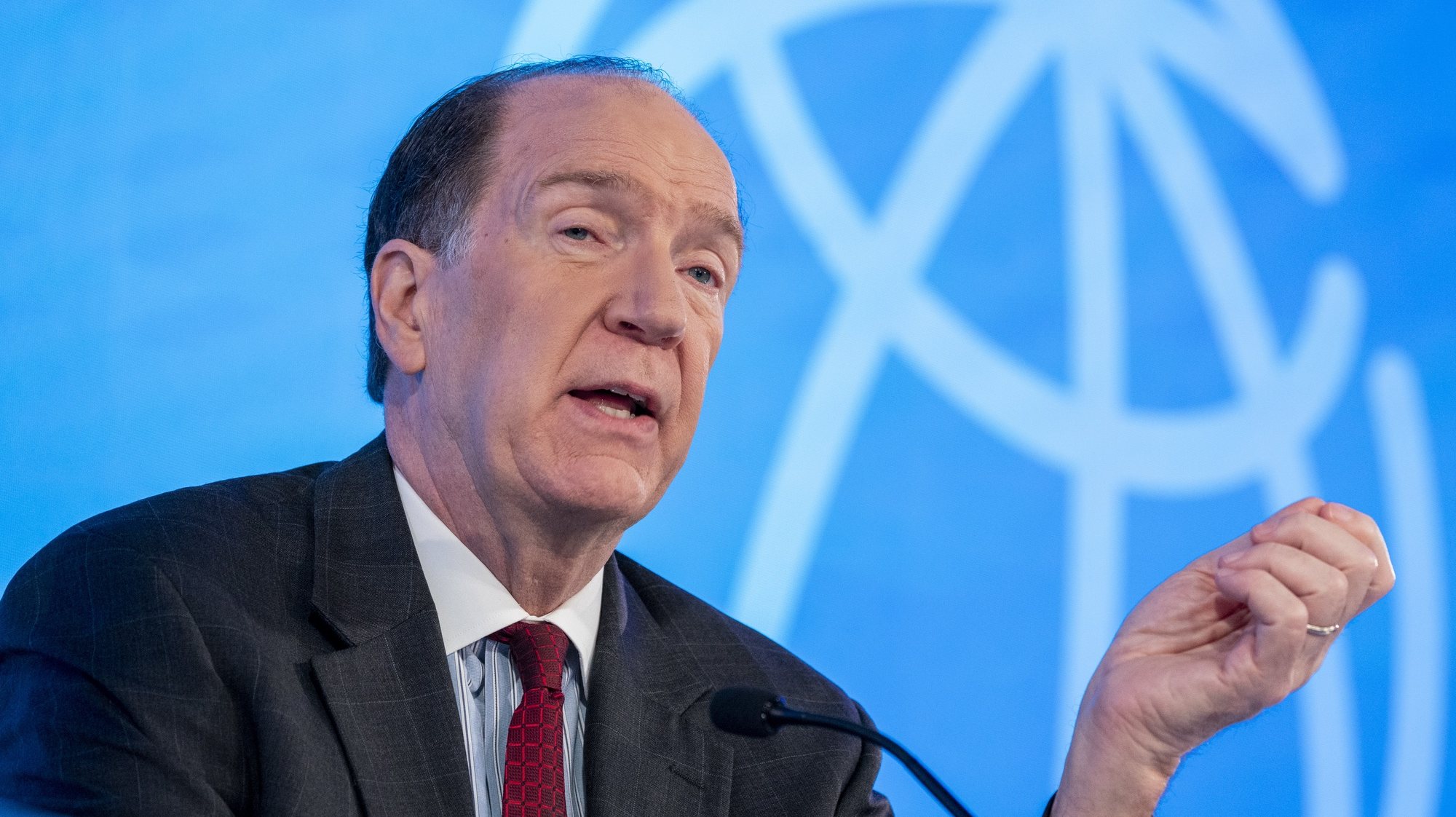 epa10240846 President of the World Bank Group David Malpass responds to a question from the news media during his opening press conference at the 2022 Annual Meetings of the IMF and the World Bank Group (WBG) in Washington, DC, USA, 13 October 2022. The meetings run from 10 October to 16 October.  EPA/SHAWN THEW