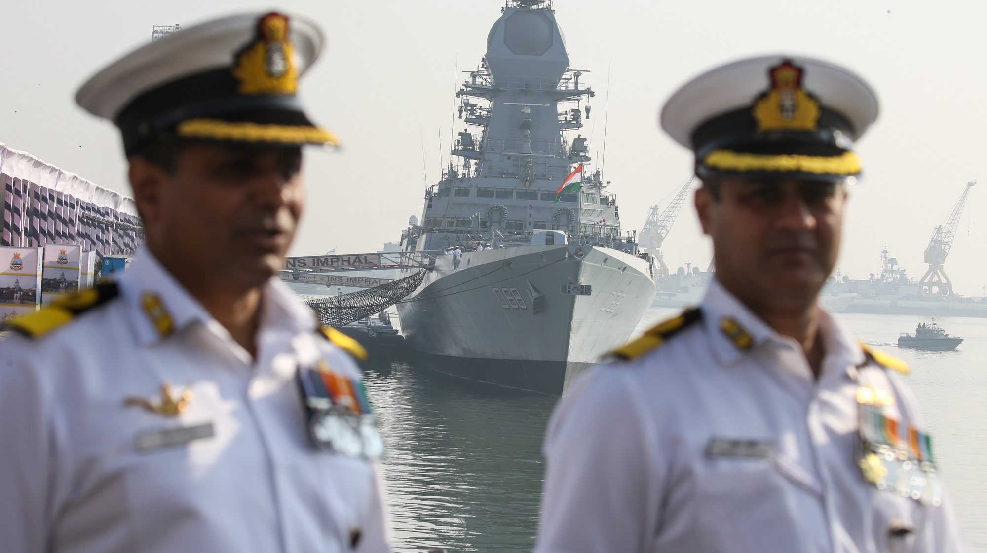 A Marinha indiana também enviou um avião de patrulha marítima