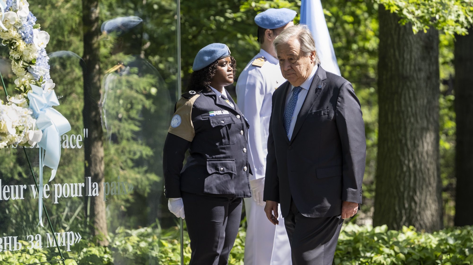 epa10652943 UN Secretary General Antonio Guterres (R) participtes in a ceremony in honor of all UN Peacekeepers, Blue Helmets, who have lost their lives over the past 75 years, in the garden of the UN headquarters in New York, New York, USA, 25 May 2023.  EPA/ALESSANDRO DELLA VALLE
