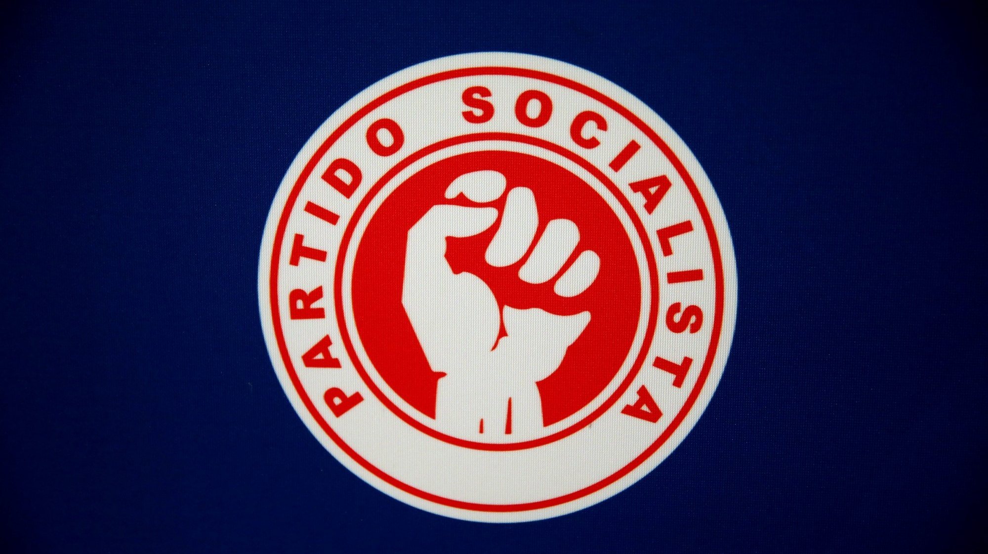 Os militantes, simpatizantes registados e membros da Juventude Socialista estão ainda eleger cerca de 1300 delegados ao Congresso Nacional do PS