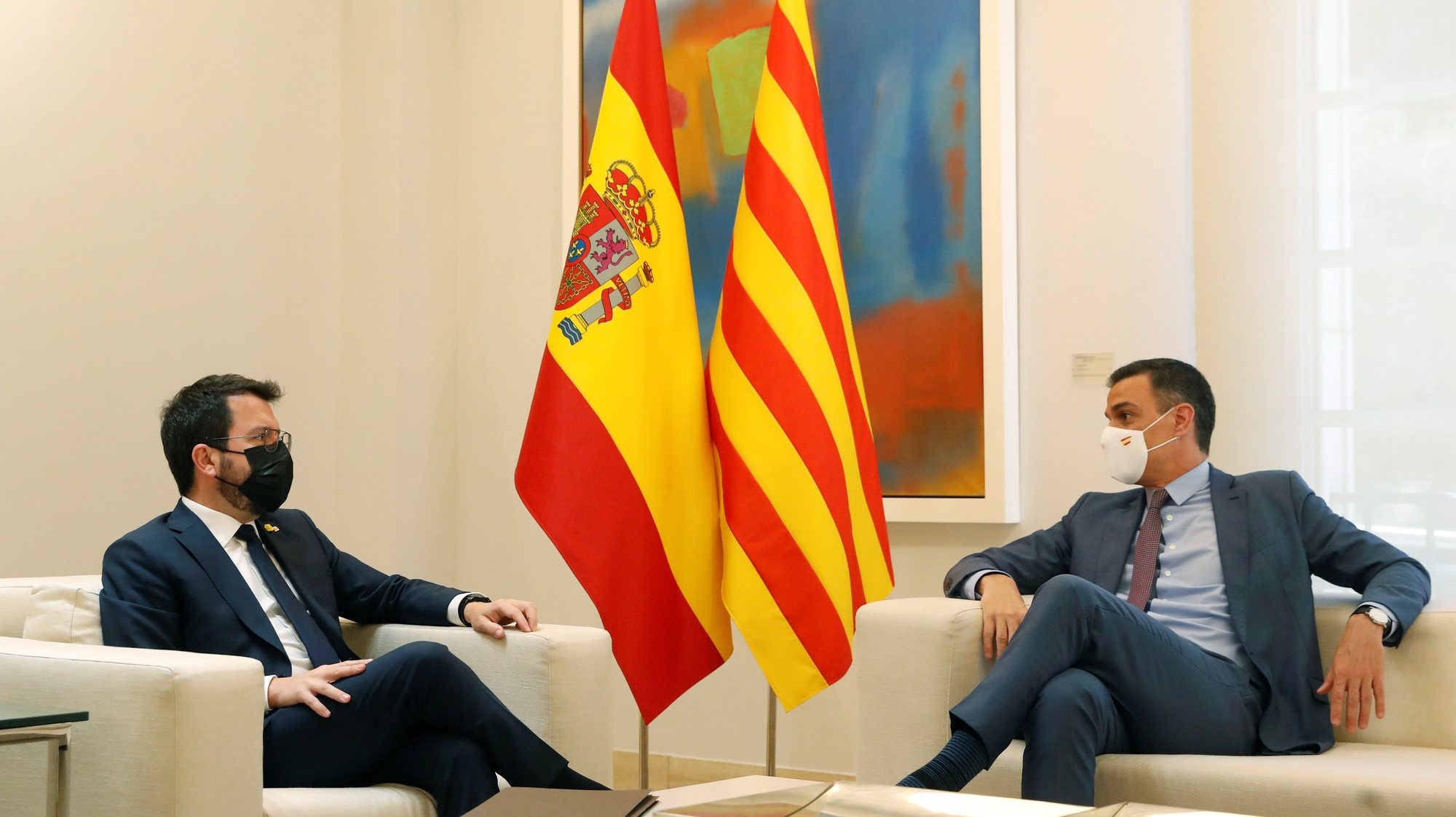 epa09311087 Spanish Prime Minister, Pedro Sanchez (R), receives Catalonia&#039;s regional president, Pere Aragones (L), during a meeting held at Moncloa Palace in Madrid, Spain, 29 June 2021.  EPA/Juan Carlos Hidalgo