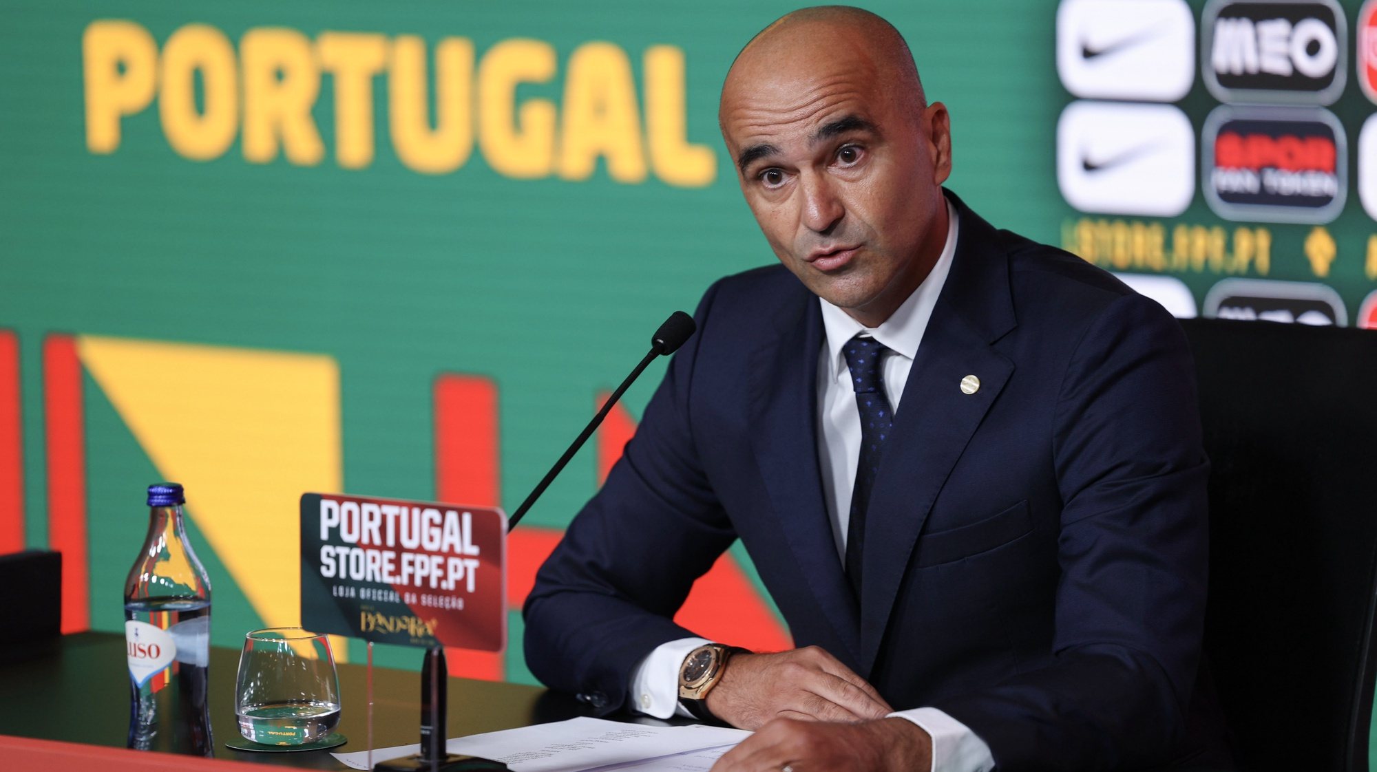 O selecionador de Portugal, Roberto Martinez, anuncia os jogadores que irão representar a Seleção Nacional Portuguesa nos próximos jogos de qualificação para o Euro 2024, na Cidade do Futebol em Oeiras, 01 de setembro de 2023. MIGUEL A. LOPES/LUSA