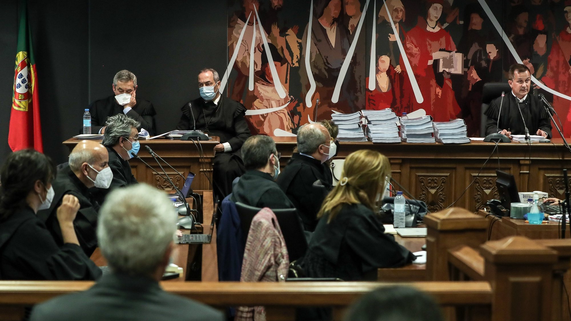Judge Ivo Rosa (R) accompanied by the prosecutors Rosario Teixeira (L) and judge Carlos Alexandre (C) during  the instructional decision session of the high-profile corruption case known as Operation Marques, which involves the Portugal&#039;s former Prime Minister Jose Socrates,  at the Justice Campus in Lisbon, Portugal, 9 April 2021. Operation Marques has 28 defendants - 19 people and 9 companies - including former Prime Minister Jose Socrates, banker Ricardo Salgado, businessman and friend of Socrates Carlos Santos Silva and senior staff of Portugal Telecom and is related to crimes of corruption, active and passive, money laundering, document forgery and tax fraud. MARIO CRUZ / POOL/ LUSA
