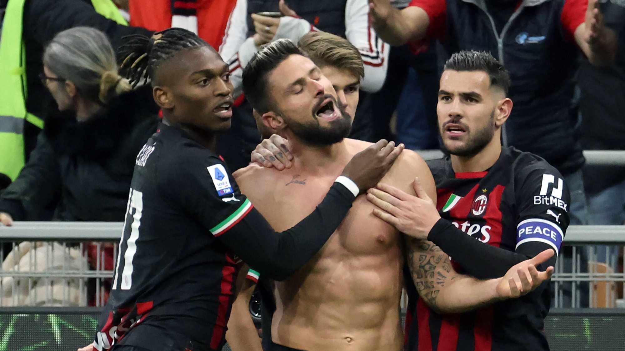 Milan vence Torino com gol de Giroud e respira após série negativa
