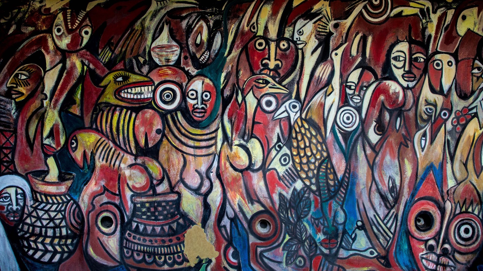 Cerimónia de inauguração do mural de Malangatana “O Homem e a Natureza” no jardim do Museu de História Natural, Maputo, Moçambique, 30 de julho 2020. RICARDO FRANCO/LUSA
