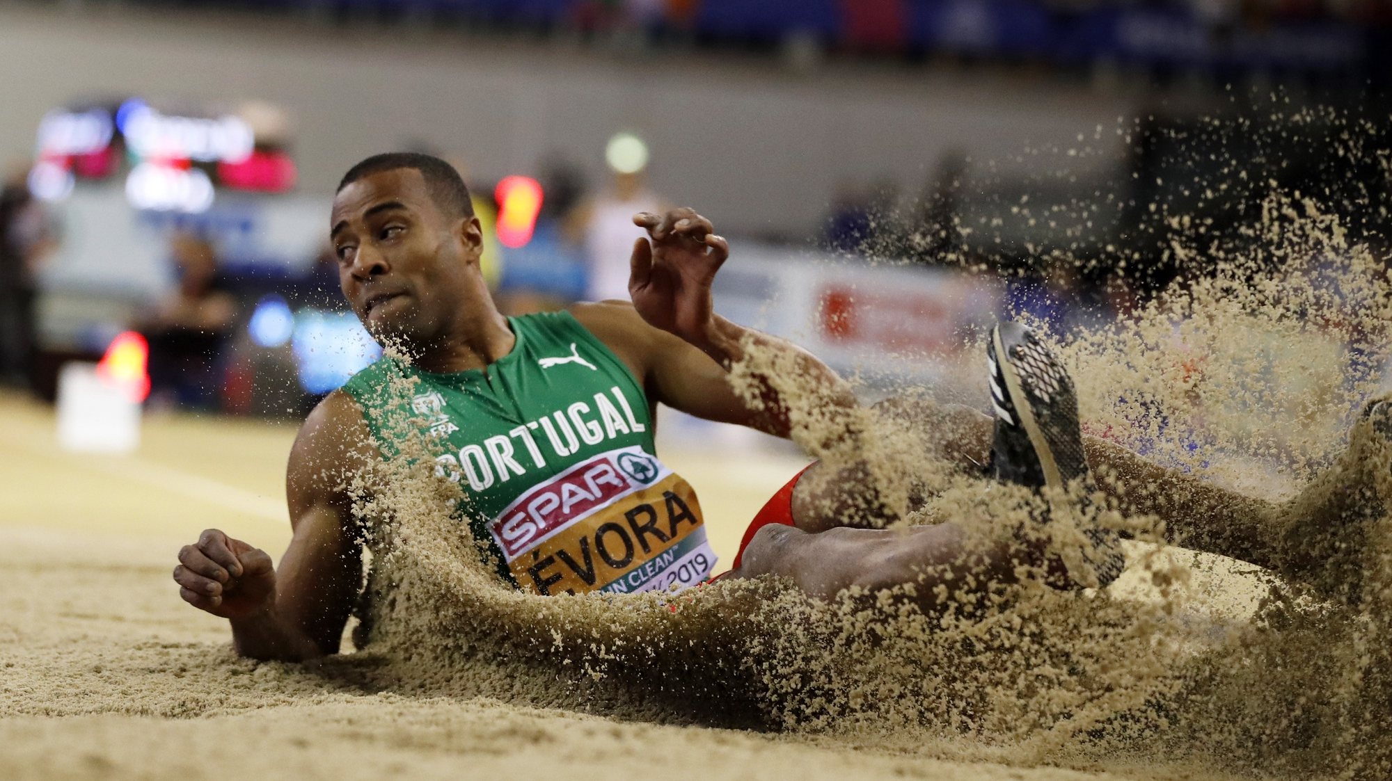 epa07412089 Nelson Evora of Portugal competes in the men&#039;s triple jump final at the 35th European Athletics Indoor Championships, Glasgow, Britain, 03 March 2019.  EPA/VALDRIN XHEMAJ