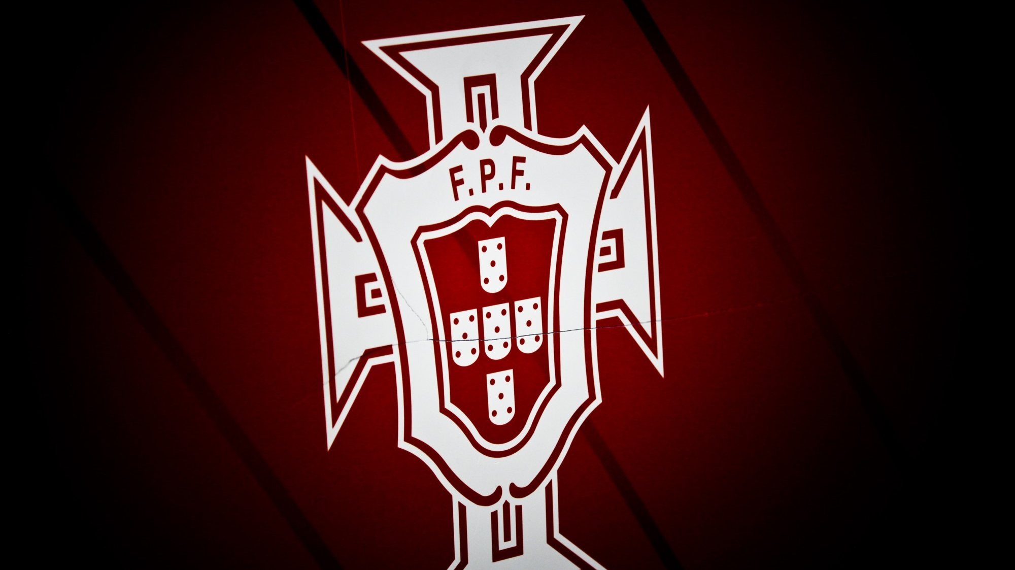 Logotipo da Federação Portuguesa de Futebol