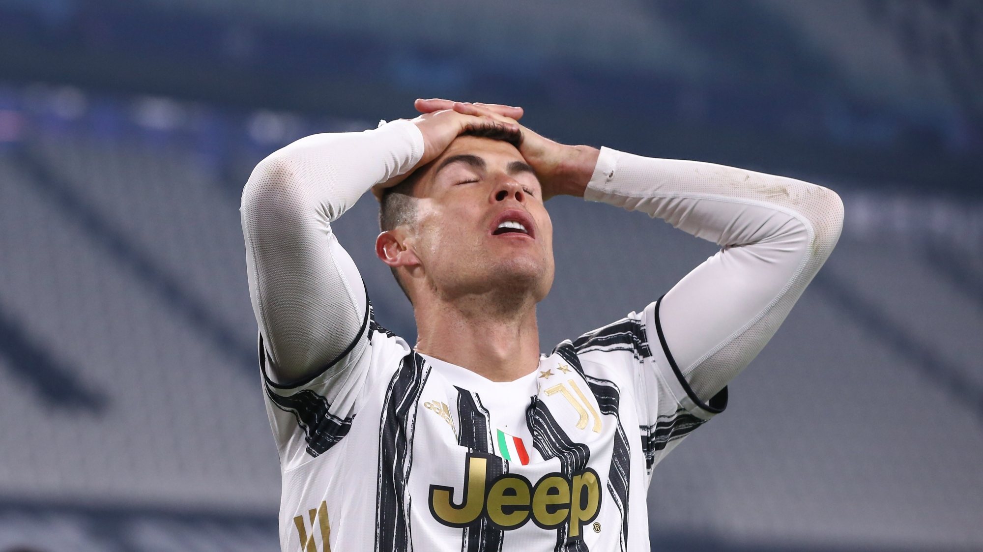 Ronaldo conseguiu ir oito vezes às meias e ganhou quatro Champions com o Real em nove anos; na Juventus, foi uma vez aos quartos e ficou duas nos oitavos