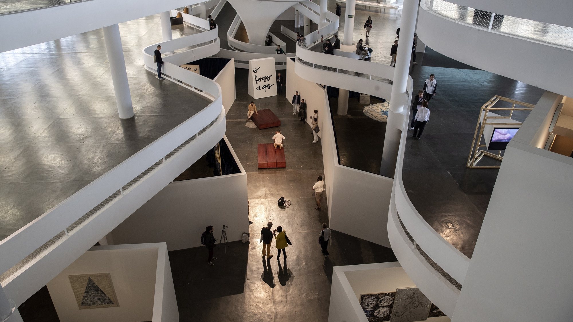 epa06997404 General view of the pavilion of the Ibirapuera Park Biennial in Sao Paulo, Brazil, 04 September 2018. The thirty-third Biennial of Sao Paulo, which will open its doors to the public this Friday, will gather some 600 works of art from around a hundred artists from different countries in search of a fragmented and diverse vision of the world.  EPA/Sebastiao Moreira