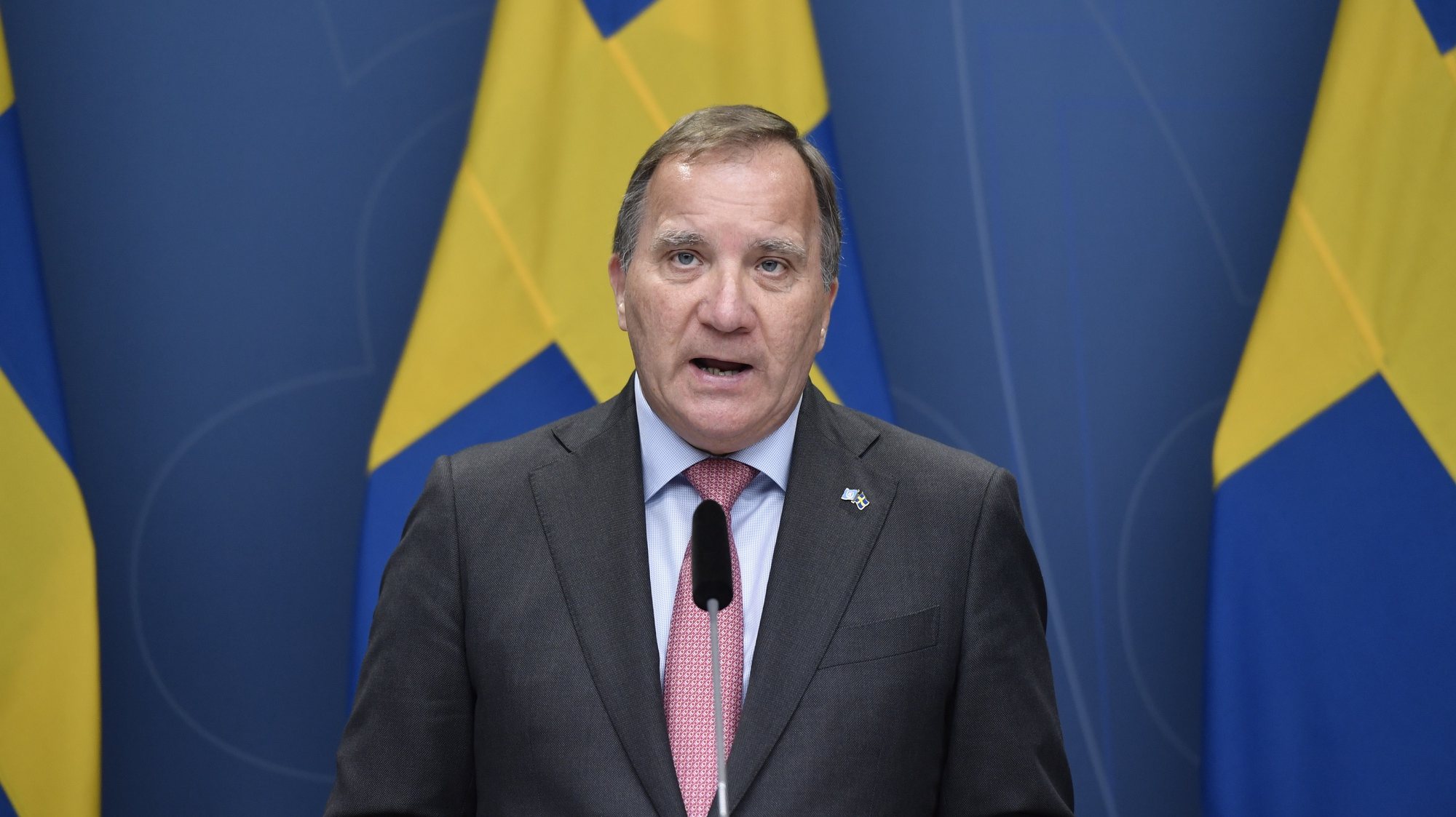 epa09307172 Sweden&#039;s Prime minister Stefan Lofven holds a press conference at Rosenbad in Stockholm, Sweden, 28 June 2021. Lofven announced his resignation after on 21 June he lost in the vote of no confidence against his government at the Swedish parliament, called for by the Left Party as a result of difference of opinion over housing market policy.  EPA/STINA STJERNKVIST  SWEDEN OUT
