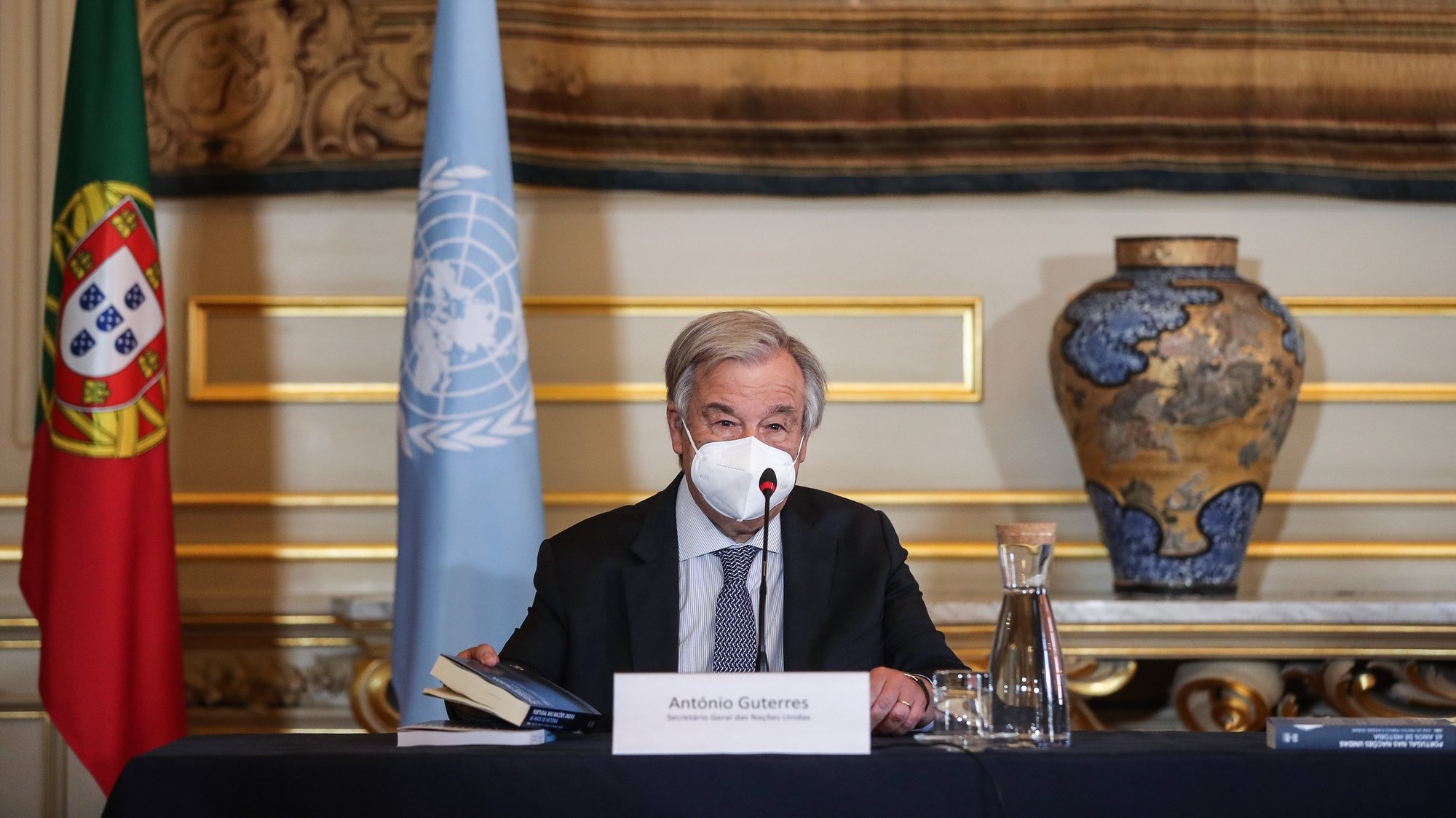 O secretário-geral da ONU, António Guterres, participa no lançamento dos livros &quot;Portugal nas Nações Unidas: 65 Anos de Histórias&quot; e &quot;Portugal Multilateral&quot;, no Ministério dos Negócios Estrangeiros, Lisboa, 3 de julho de 2021. MÁRIO CRUZ/LUSA