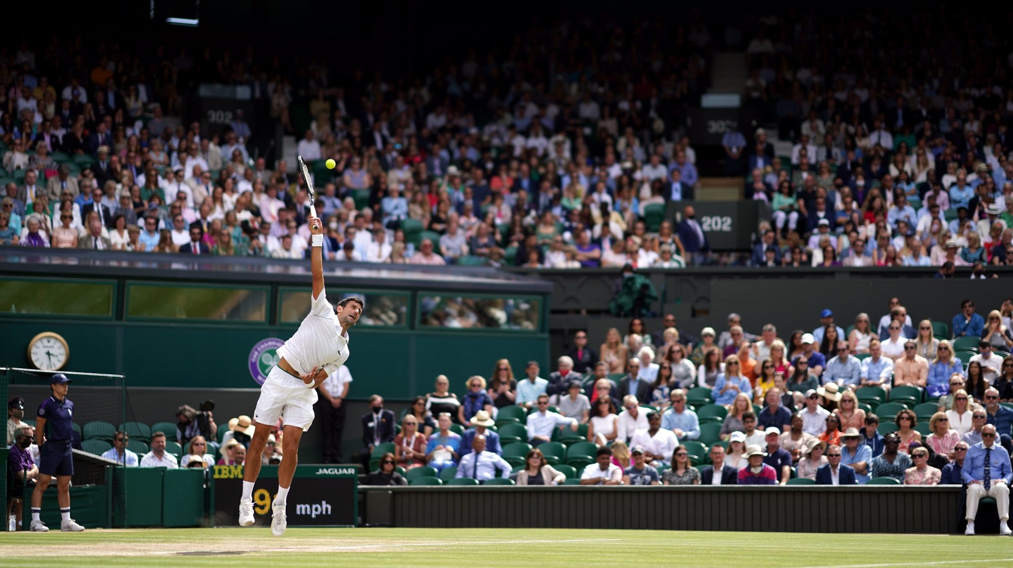 Novak Djokovic ganhou pela sexta vez o torneio de Wimbledon, após derrotar Federer (duas vezes), Nadal (duas), Kevin Anderson e, agora, Matteo Berrettini
