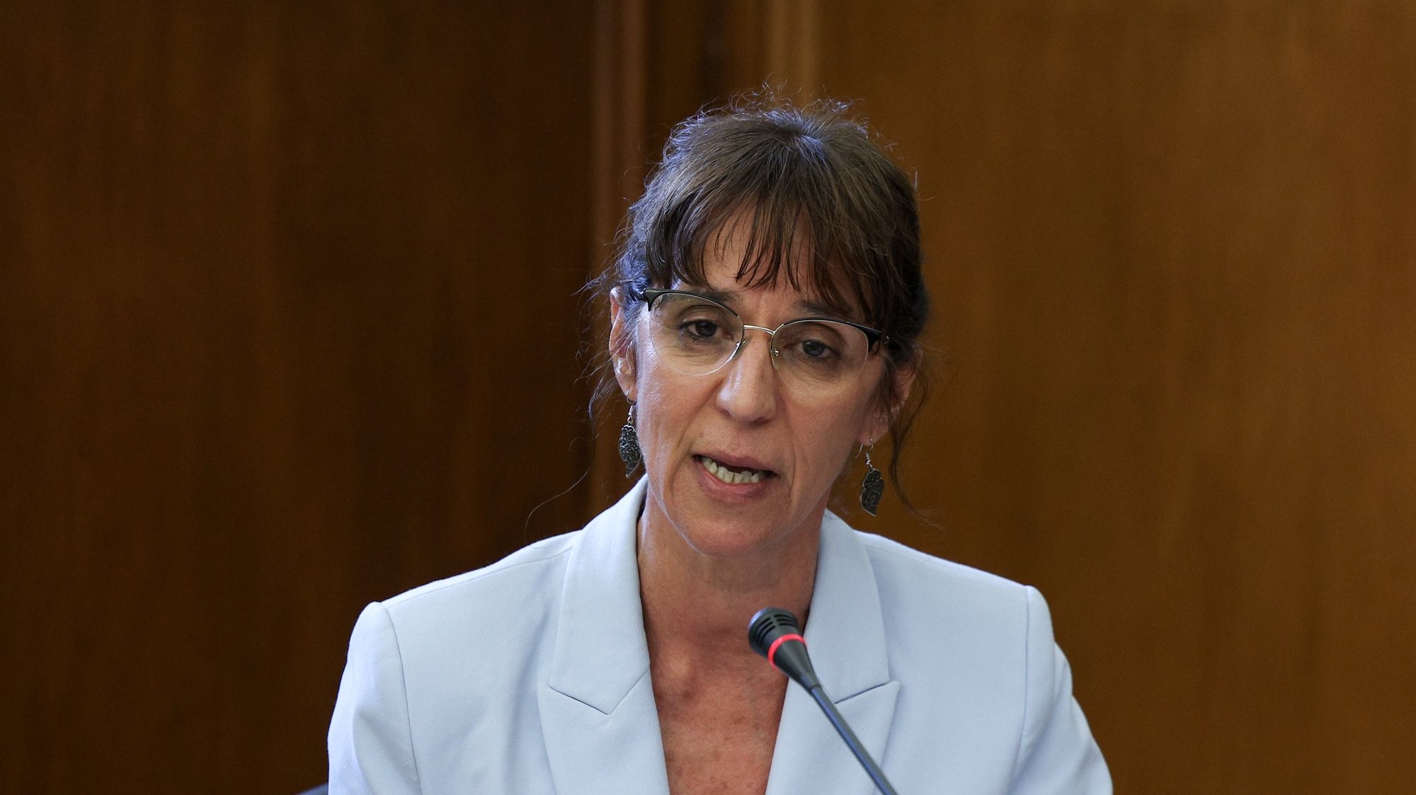 A ministra da Defesa Nacional, Helena Carreiras, durante a audição na Comissão de Defesa Nacional na Assembleia da República em Lisboa, 21 de julho de 2023. TIAGO PETINGA/LUSA