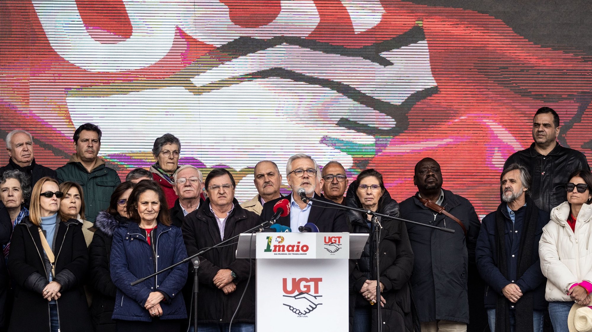 O secretário-geral da União Geral de Trabalhadores (UGT) Mário Mourão, intervém durante as comemorações do Dia do Trabalhador, na Praça do Município, em Vila Real, 01 de maio de 2024. PEDRO SARMENTO COSTA/LUSA