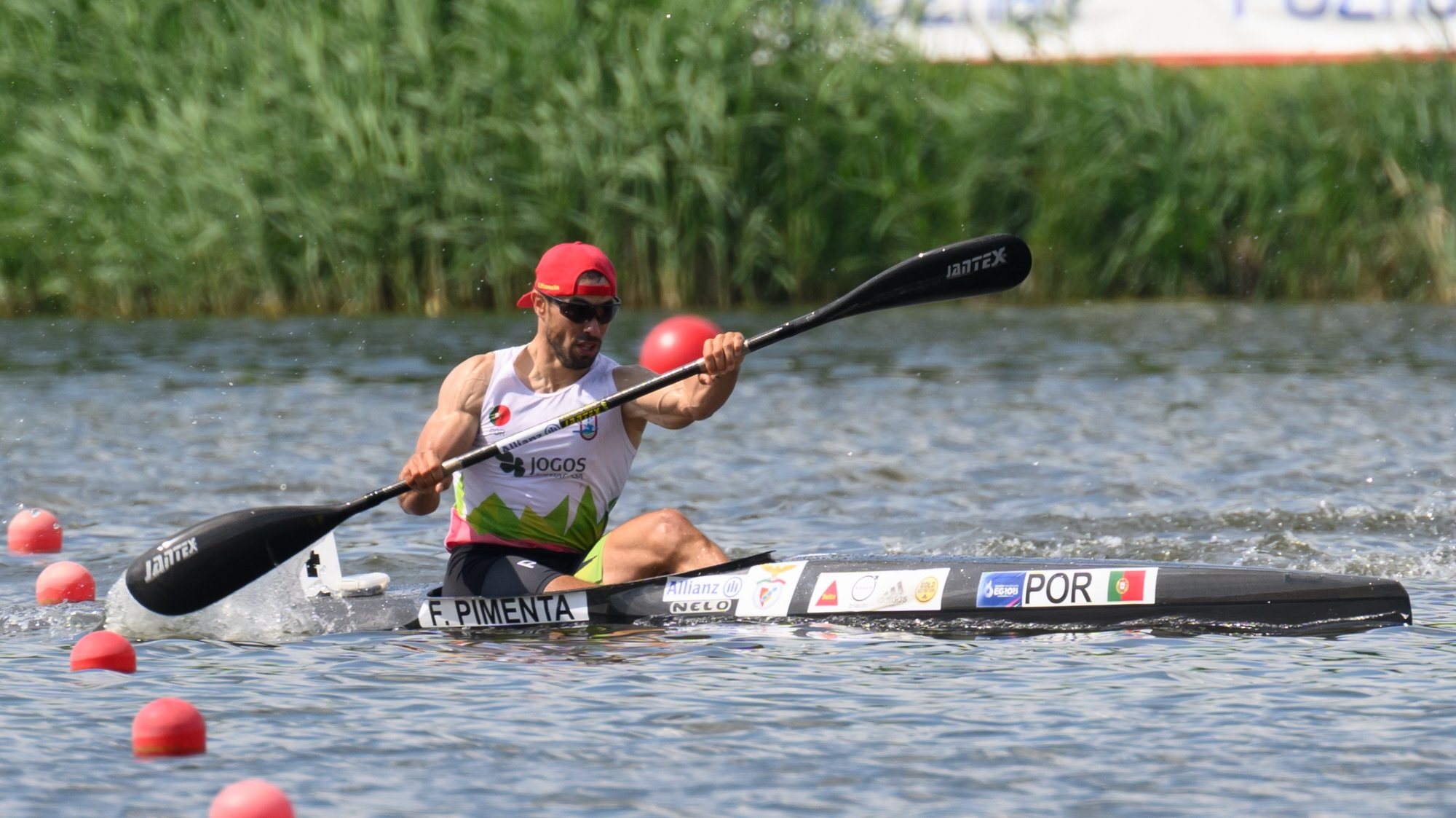 epa11370011 Fernando Pimenta of Portugal competes in the Men&#039;s K1 500m final race at the ICF Canoe Kayak World Cup in Poznan, Poland, 25 May 2024.  EPA/Jakub Kaczmarczyk POLAND OUT