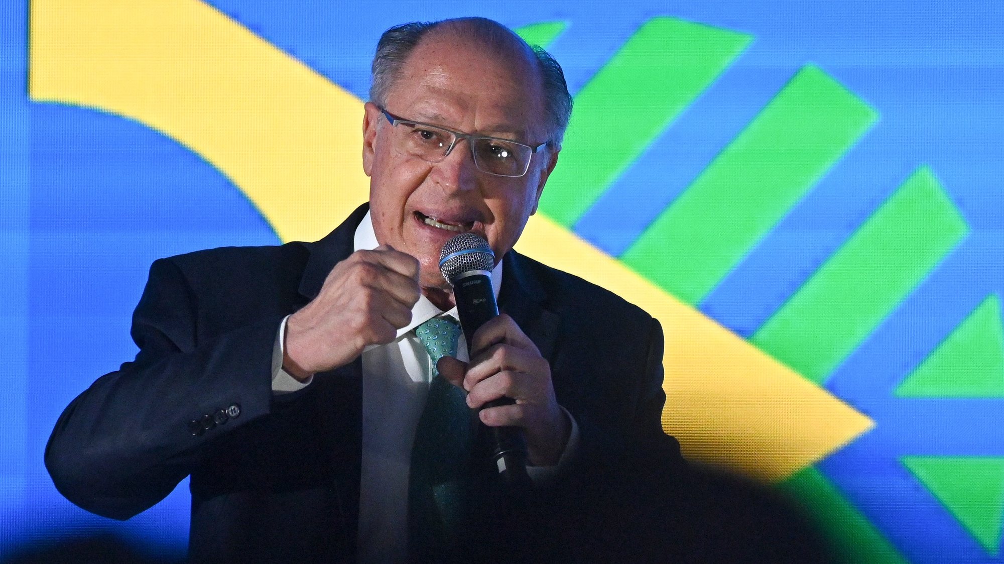epa10962734 The vice president of Brazil, Geraldo Alckmin, speaks during the opening of the sixth edition of the &#039;Brazil Investment Forum&#039; (BIF), at the Itamaray Palace in Brasilia, Brazil, 07 November 2023. Brazilian President, Luiz Inacio Lula da Silva, inaugurated the BIF investment forum and encouraged national and foreign businessmen to bet on the country as a pole for the new &#039;revolution&#039; of the green economy.  EPA/Andre Borges