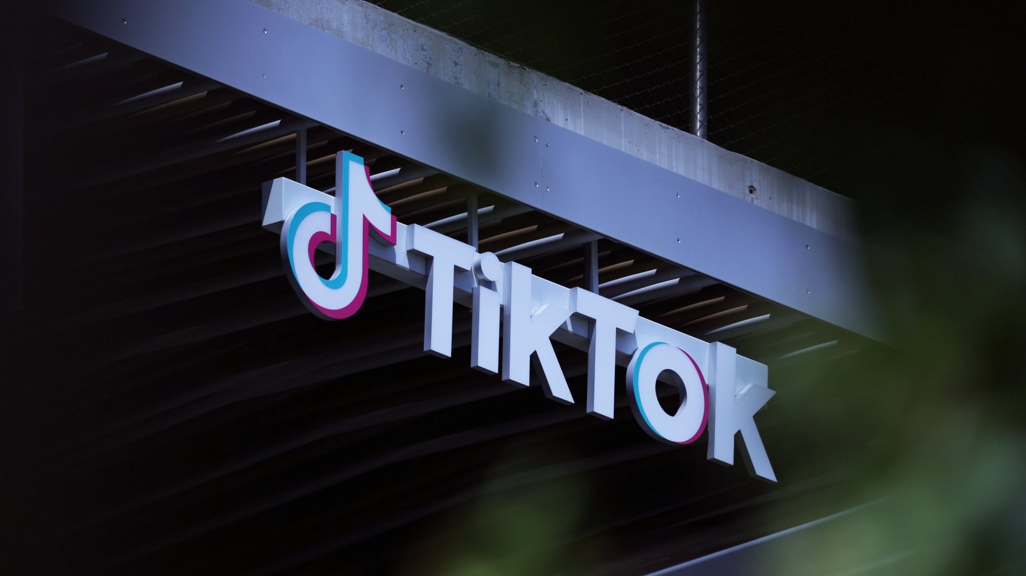epa11298575 A sign is on display at TikTok in Los Angeles, California, USA, 24 April 2024. US President Biden signed on 24 April a law that would ban Chinese-owned TikTok unless it is sold within a year.  EPA/ALLISON DINNER