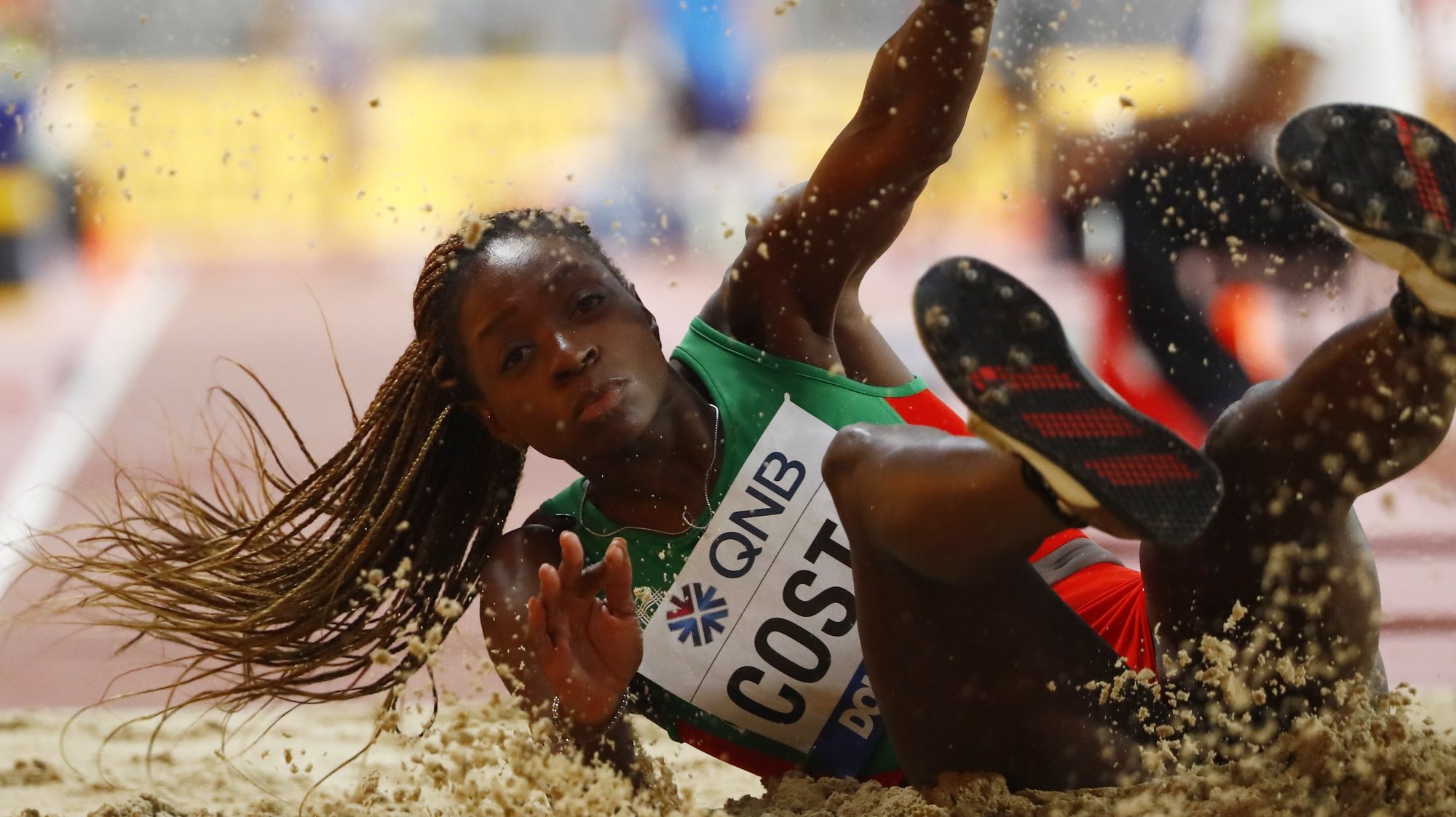 epa07892316 Susana Costa of Portugal competes in the women&#039;s Triple Jump qualification during the IAAF World Athletics Championships 2019 at the Khalifa Stadium in Doha, Qatar, 03 October 2019. EPA/DIEGO AZUBEL