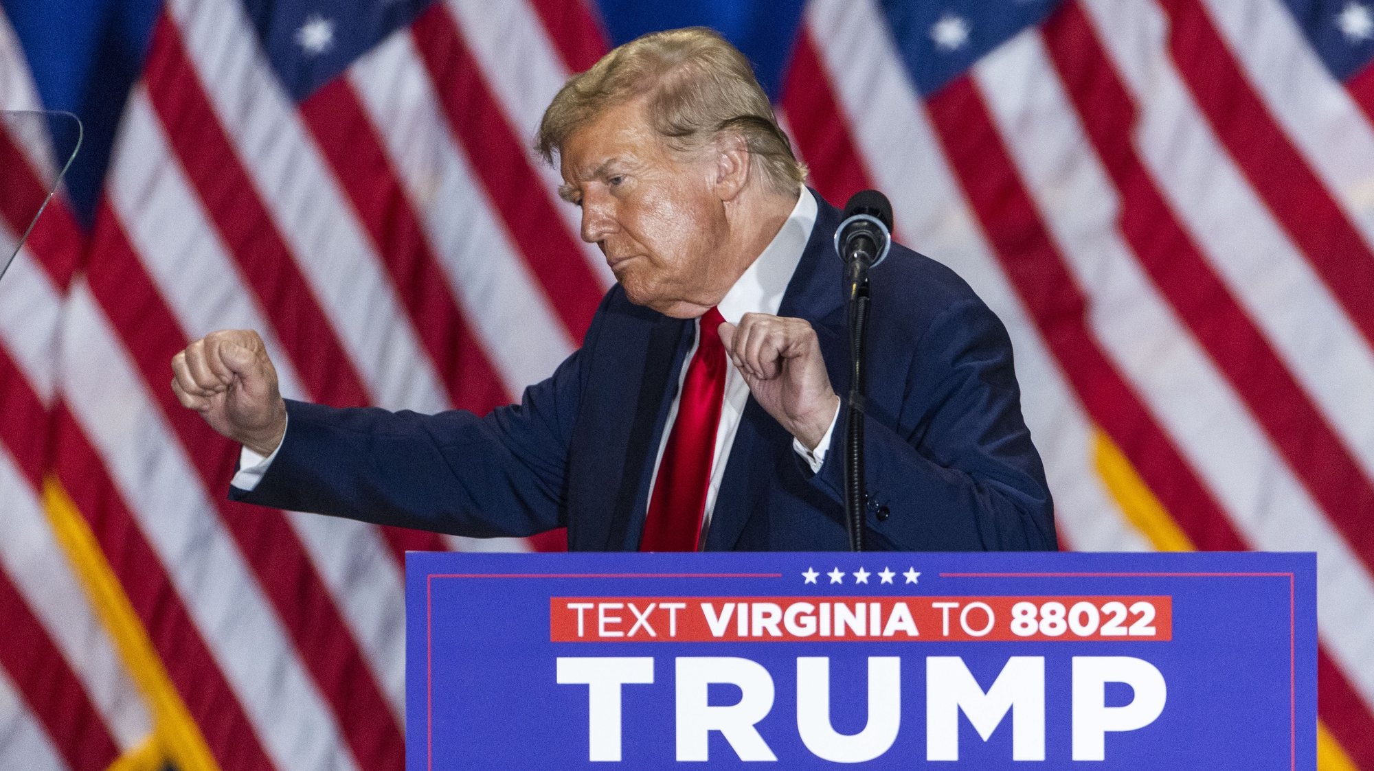 epaselect epa11195596 Former US President Donald Trump speaks to supporters during a Super Tuesday campaign rally in Richmond, Virginia, USA, 02 March 2024. Trump is running against Former South Carolina Governor Nikki Haley for the Republican presidential primary. Virginia is among the 15 states that will hold elections on 05 March, the primary election day known as &#039;Super Tuesday.&#039;  EPA/JIM LO SCALZO