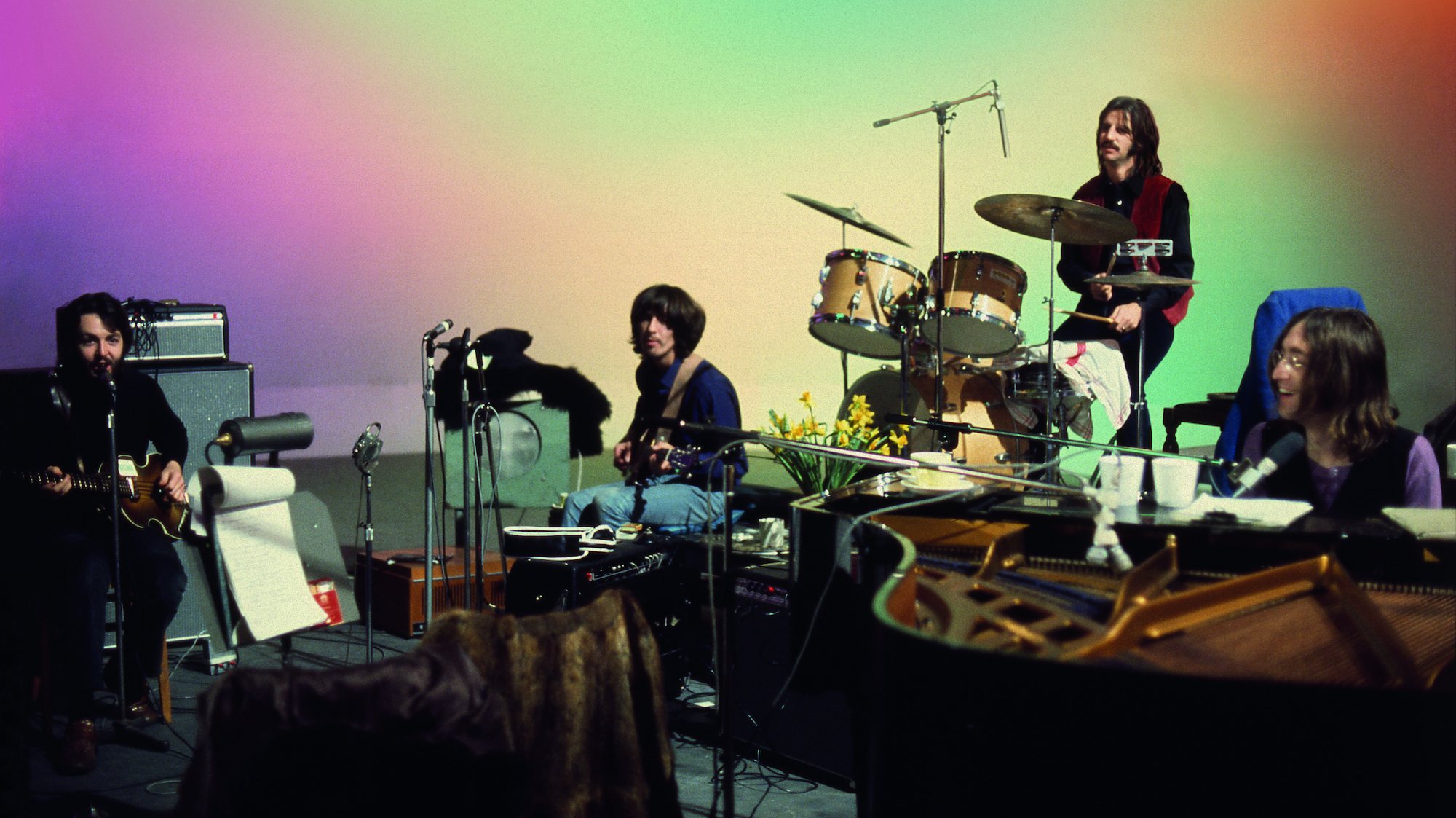A música fazia parte de uma cassete com várias gravações chamada &quot;For Paul&quot; que Lennon tinha feito pouco antes da sua morte, em 1980