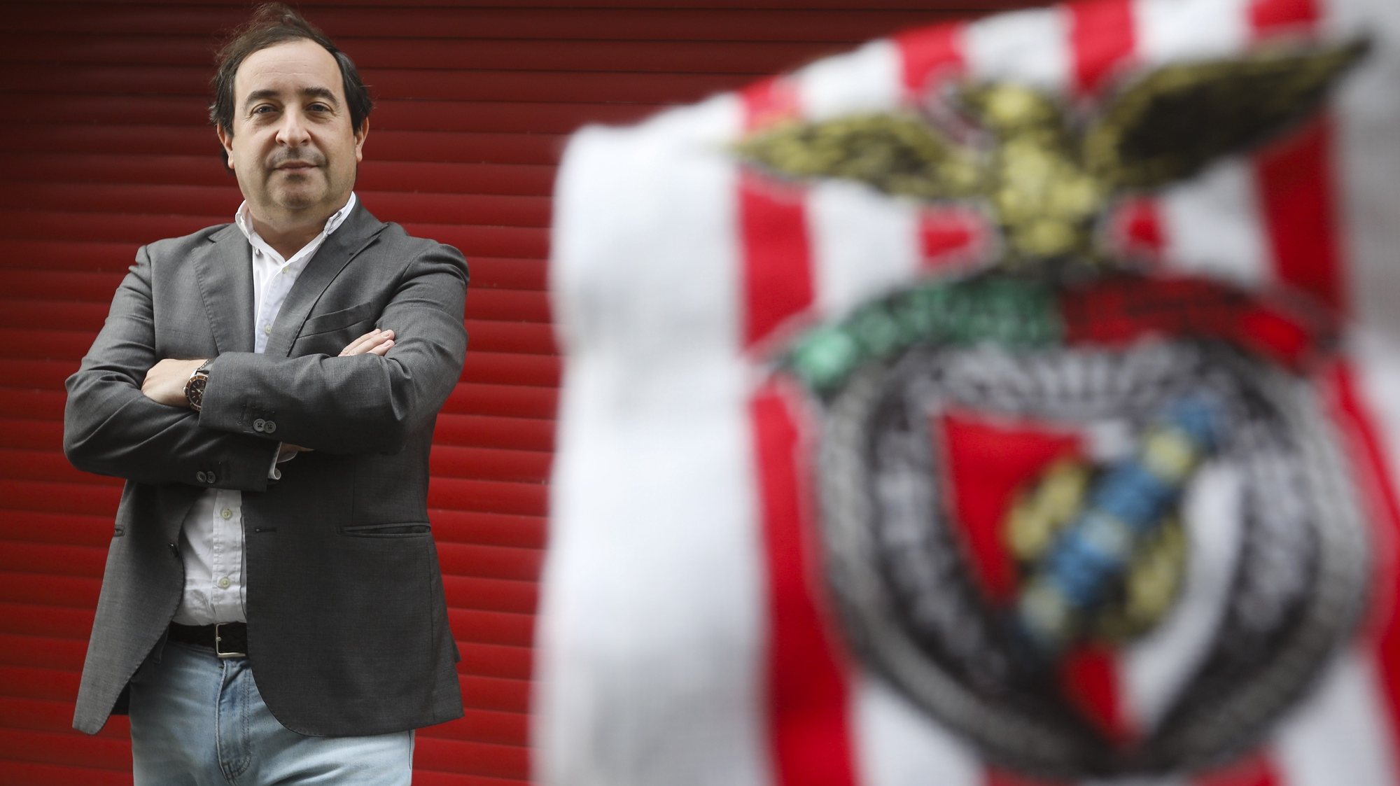 Bruno Costa Carvalho, candidato à presidência do Sport Lisboa e Benfica, posa para a fotografia durante uma entrevista à agência Lusa, no Porto, 24 de outubro de 2020. (ACOMPANHA TEXTO DA LUSA DO DIA 27 DE OUTUBRO DE 2020). JOSÉ COELHO/LUSA