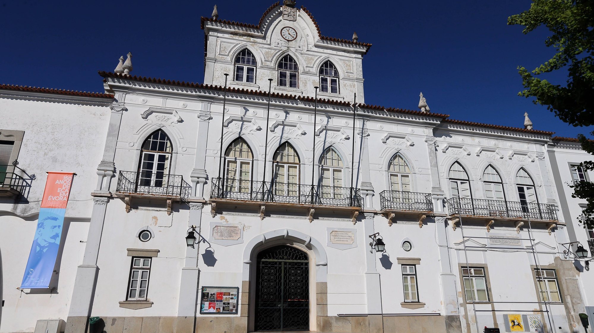 Fachada do edifício da Câmara Municipal de Évora, 28 de dezembro de 2017. NUNO VEIGA/LUSA