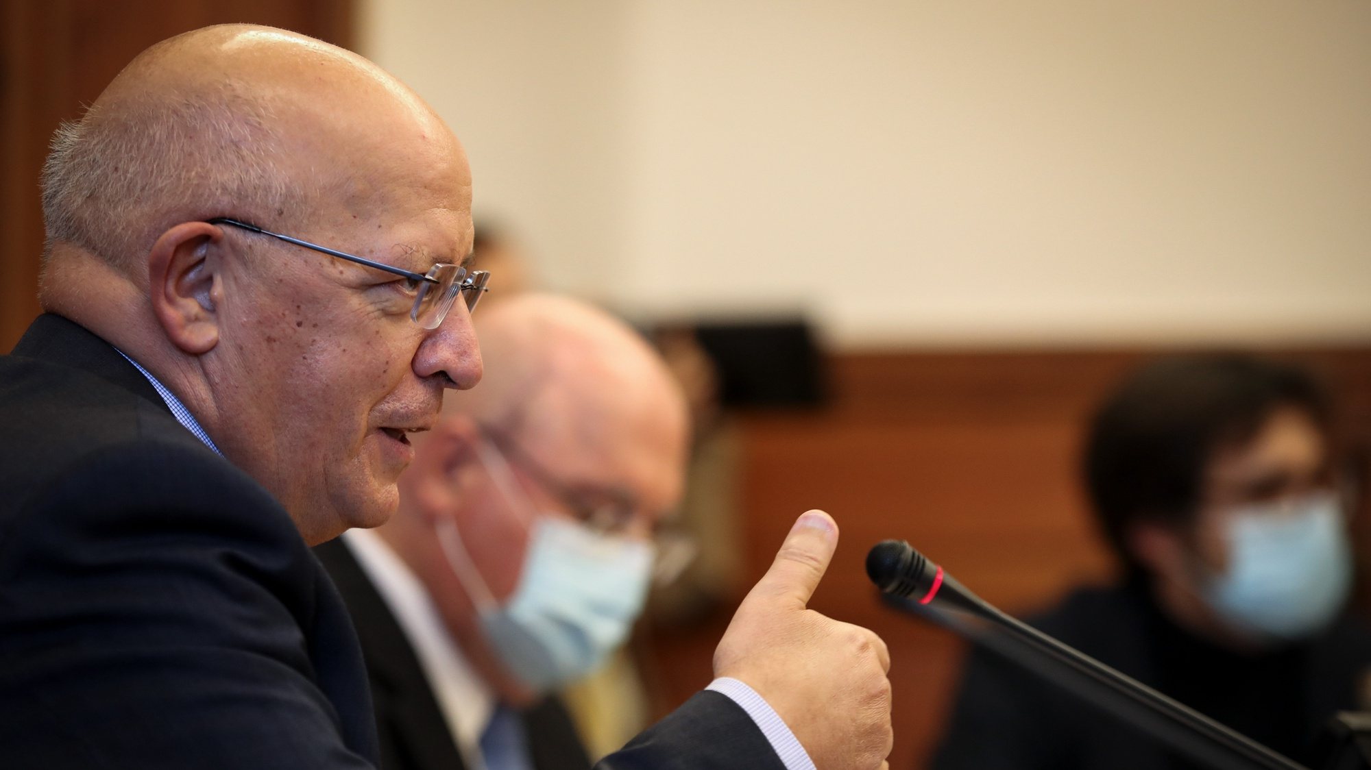 O ministro de Estado e dos Negócios Estrangeiros, Augusto Santos Silva, durante a audição na Comissão de Assuntos Europeus na Assembleia da República, Lisboa, 17 de novembro de 2020.   MANUEL DE ALMEIDA/LUSA