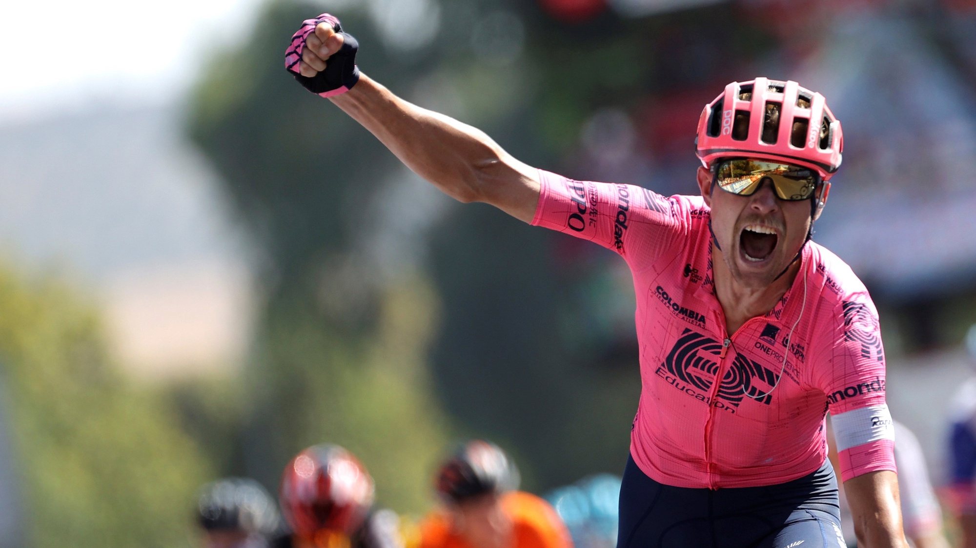 epaselect epa09430583 Danish rider Magnus Cort Nielsen of EF Education team celebrates winning the 12th stage of the Spanish Cycling Vuelta in Jaen, a 175km-long race between Jaen and Cordoba, Spain, 26 August 2021.  EPA/Manuel Bruque