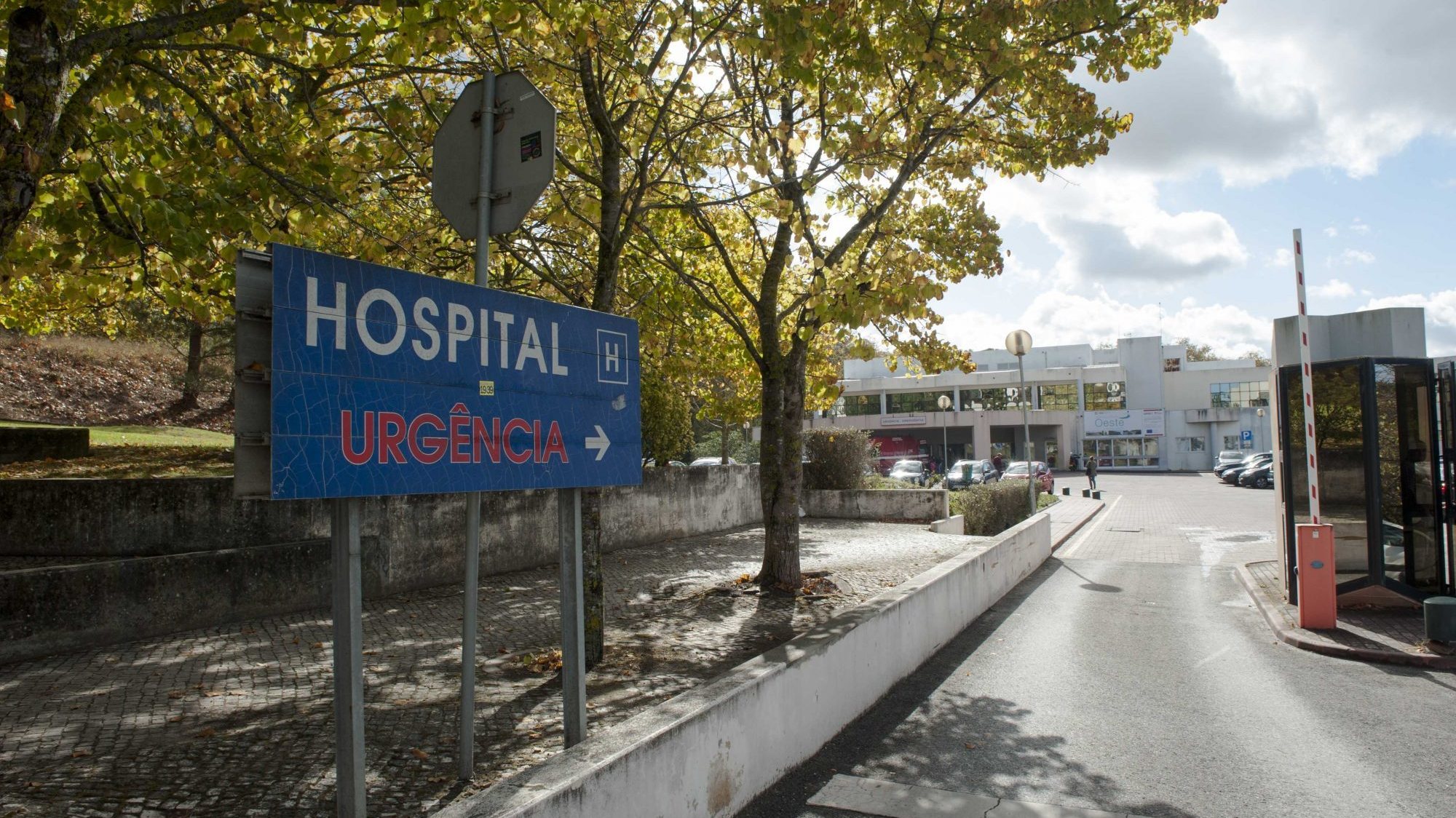Este é o segundo surto registado no Hospital das Caldas da Rainha, depois de na quinta-feira ter sido divulgada a existência de sete infetados