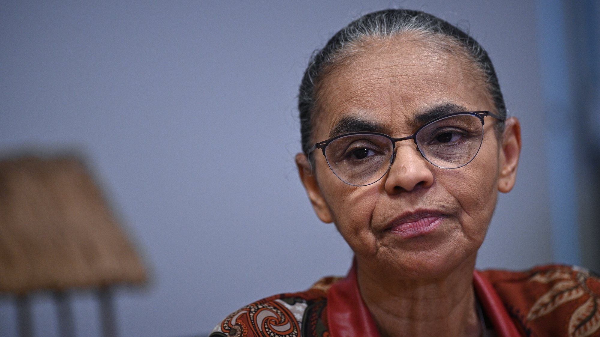 epa10582559 The Brazilian Minister of the Environment, Marina Silva, participates in a press conference in Brasilia, Brazil, 20 April 2023. Silva celebrated this 20 April the decision of the president of the United States, Joe Biden, to ask the Congress of his country for a contribution of 500 million dollars for the protection of the Amazon. &#039;Obviously, it is a very big achievement, which means having the United States contribute to the Amazon Fund,&#039; which is dedicated to actions to combat climate change in the largest plant lung on the planet, Silva said at a press conference.  EPA/Andre Borges