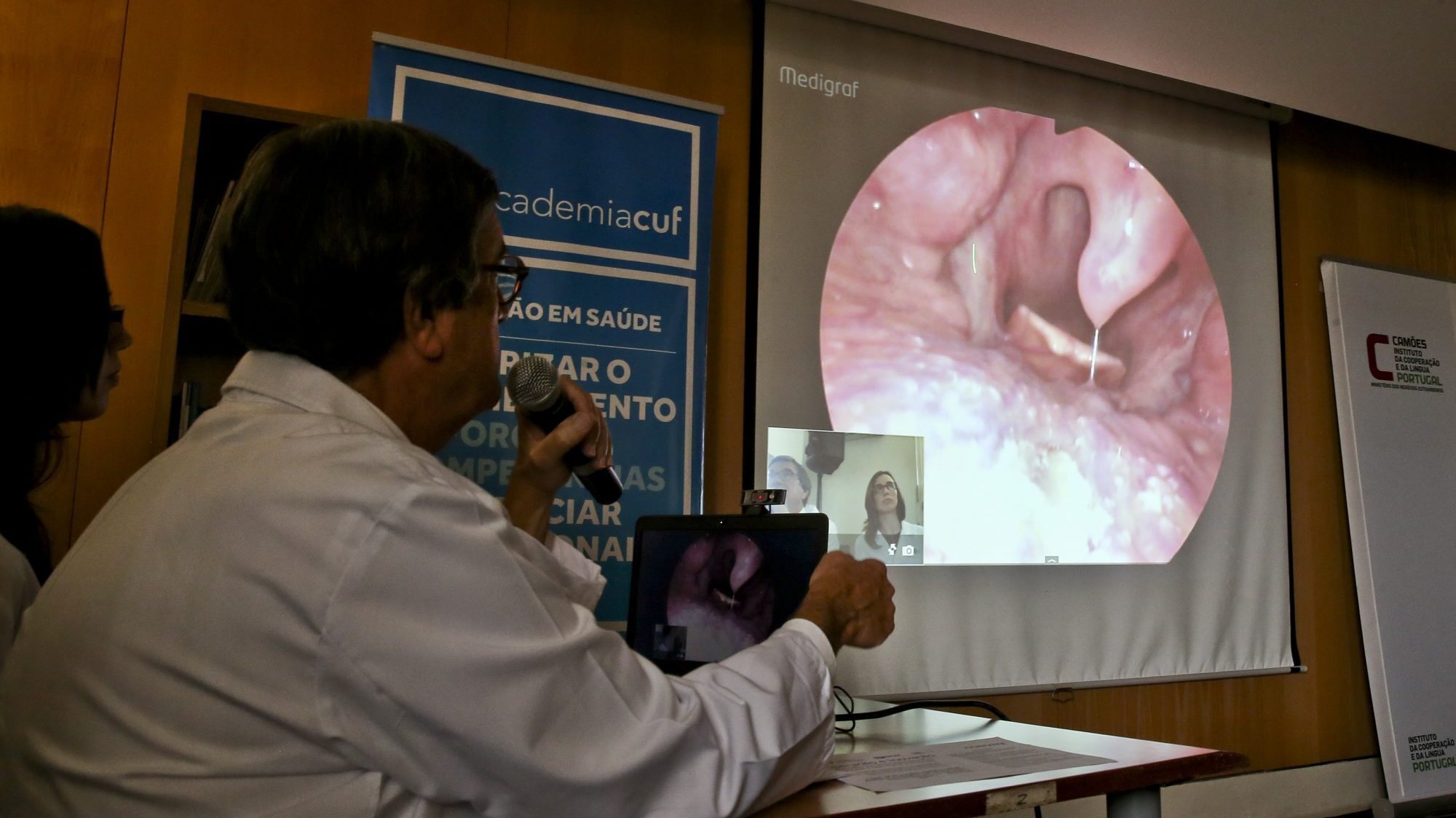 O projeto é financiado pelo Instituto Camões e pela Direção Geral da Saúde