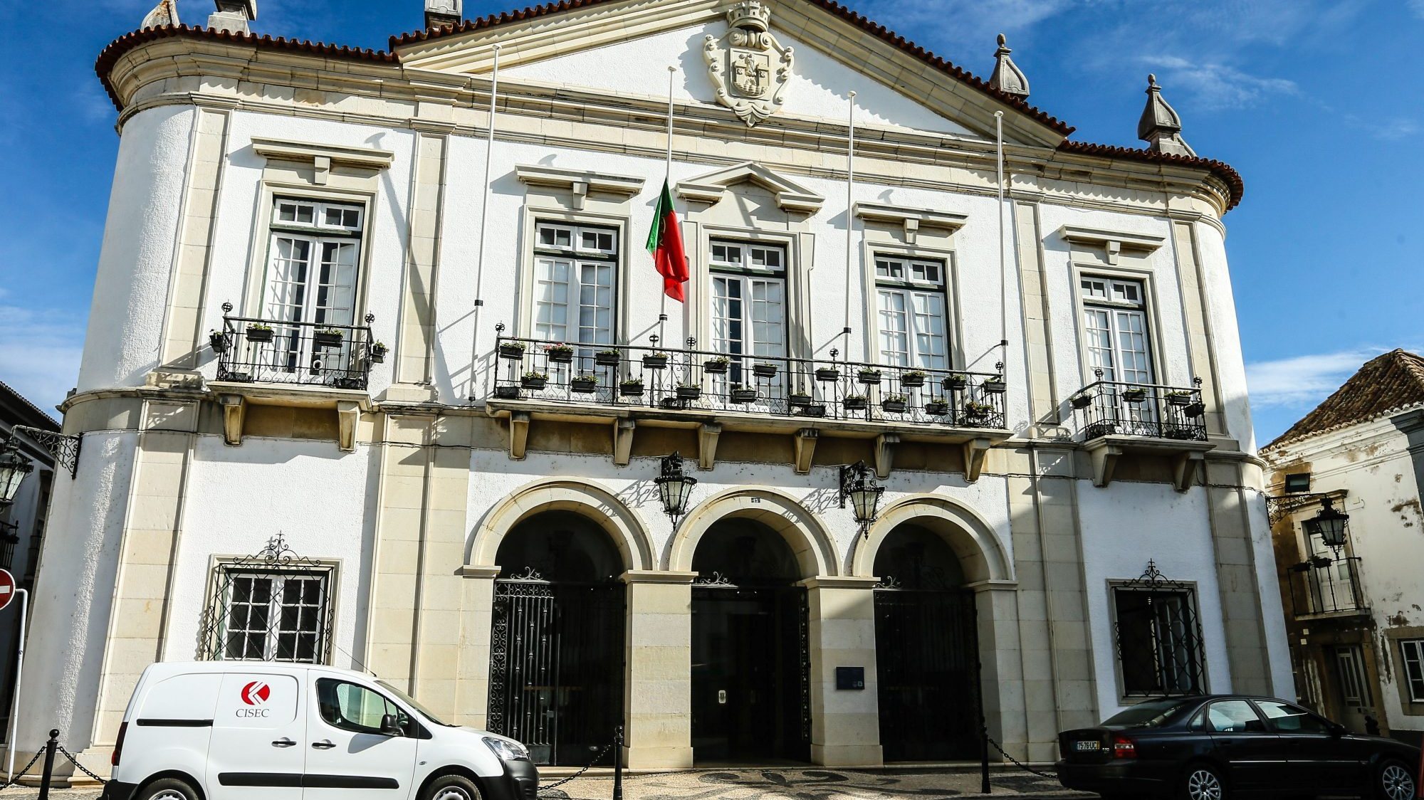 O atual autarca em Faro comprometeu-se a requalificar a frente ribeirinha