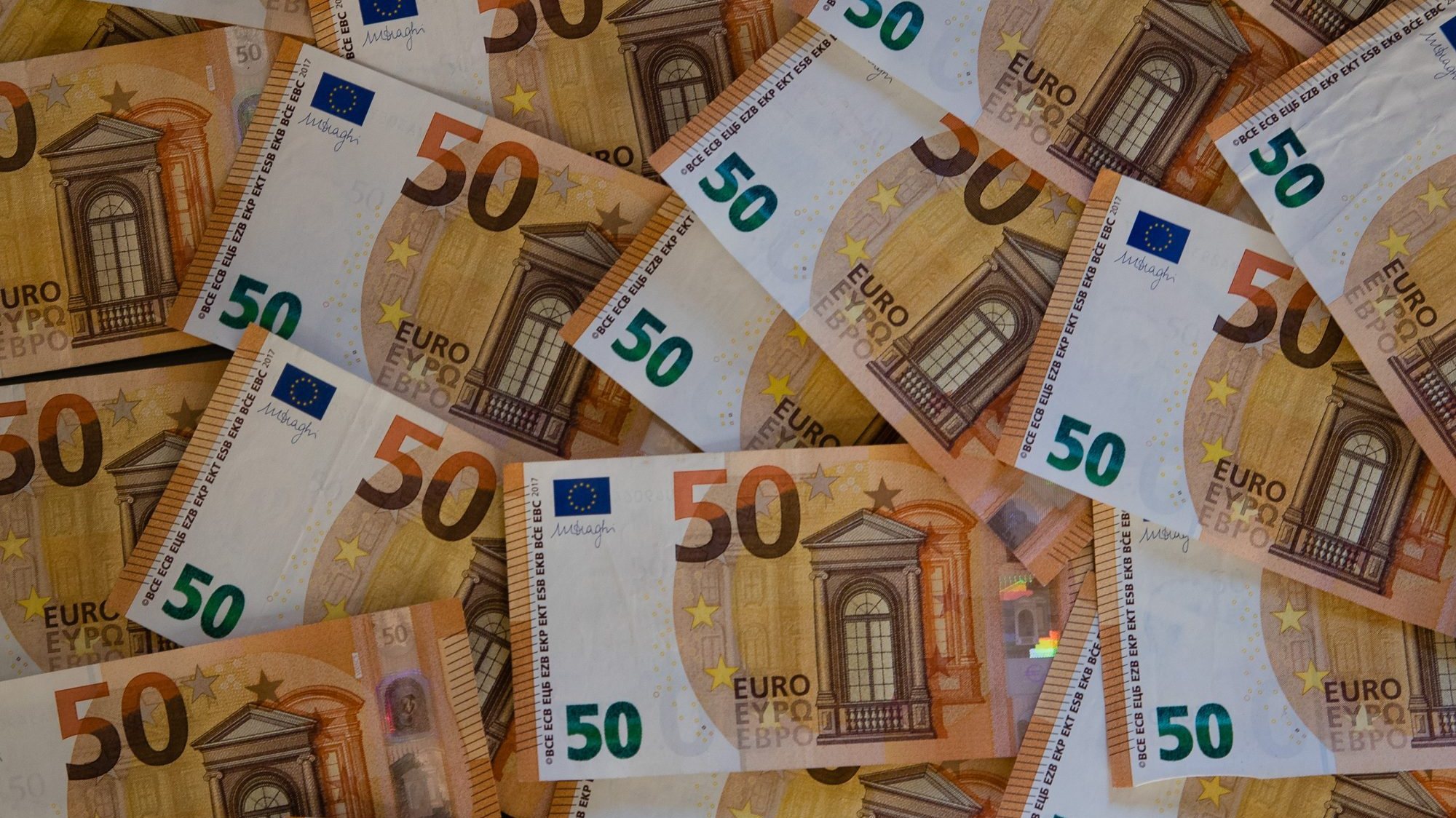 Notas de cinquenta euros