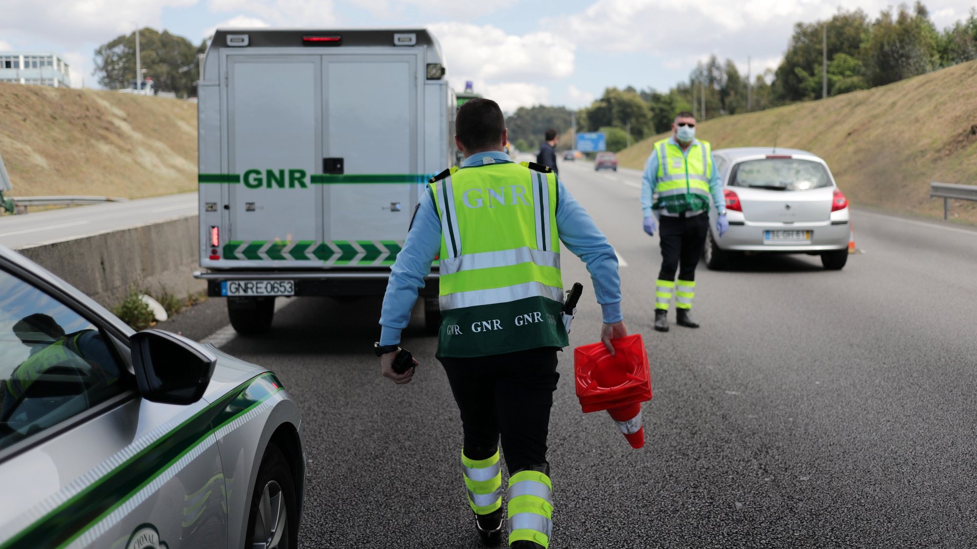 A4 cortada no sentido Amarante-Porto em Valongo após acidente com quatro veículos