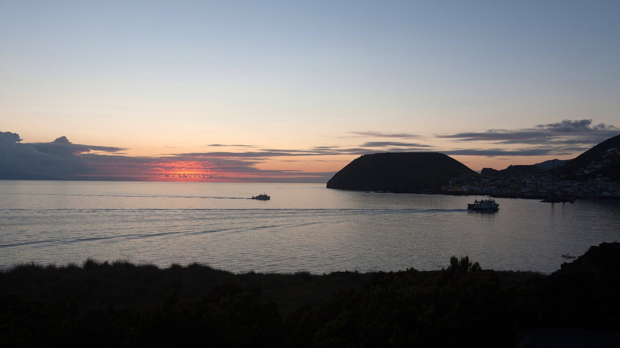 Vista geral de Vila de Velas, ilha de São Jorge, Açores, 15 de Setembro de 2017. Lado sul da ilha em cima freguesia dos Rosais. EDUARDO COSTA / LUSA