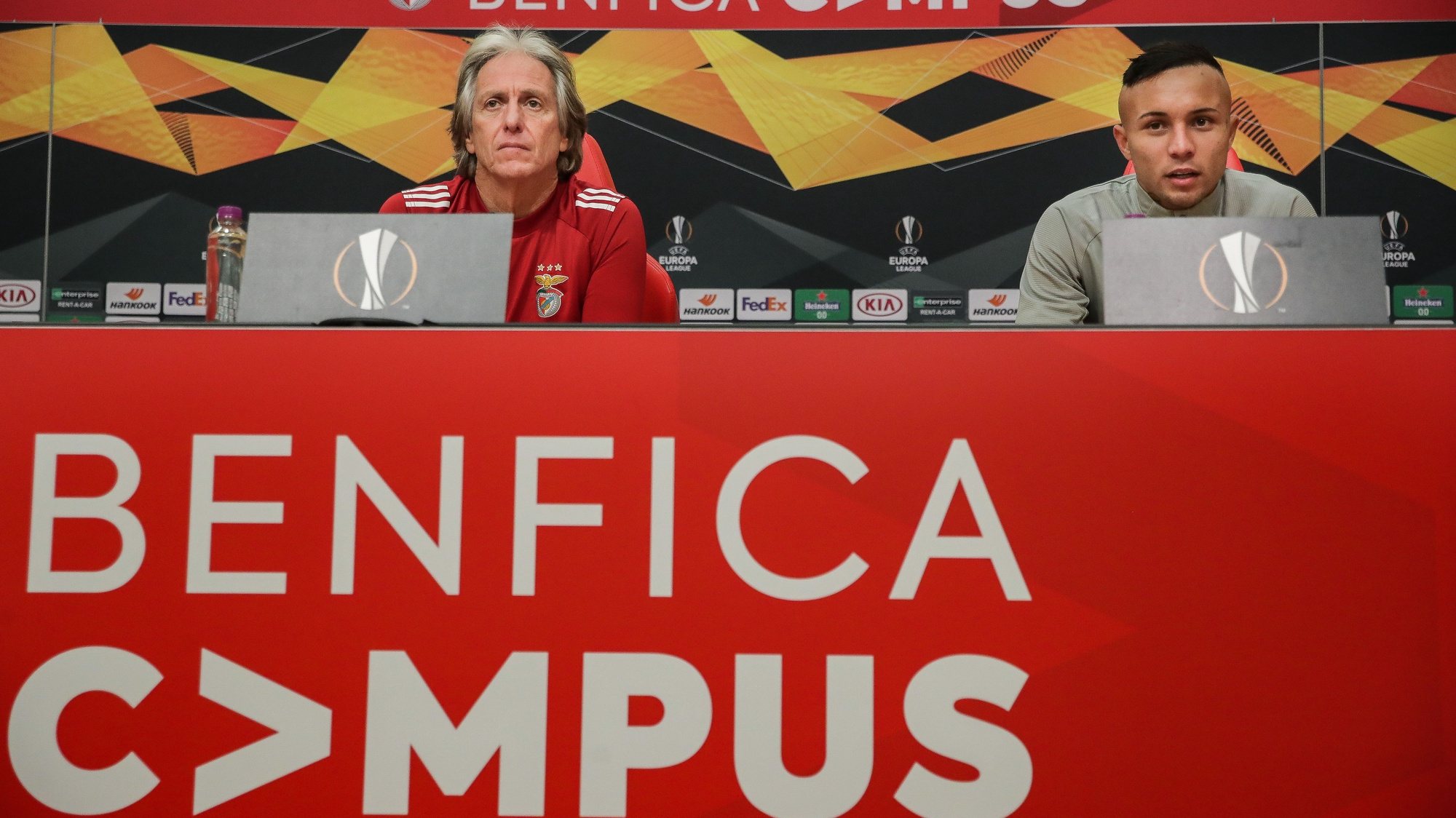 SL Benfica&#039;s head coach Jorge Jesus (L) and his player Cebolinha (R) attend a press conference at Benfica Campus in Seixal, near Lisbon, Portugal, 2 December 2020. SL Benfica will play against Lech Poznan in their UEFA Europa League Group D match on 3 November 2020. MÁRIO CRUZ/LUSA