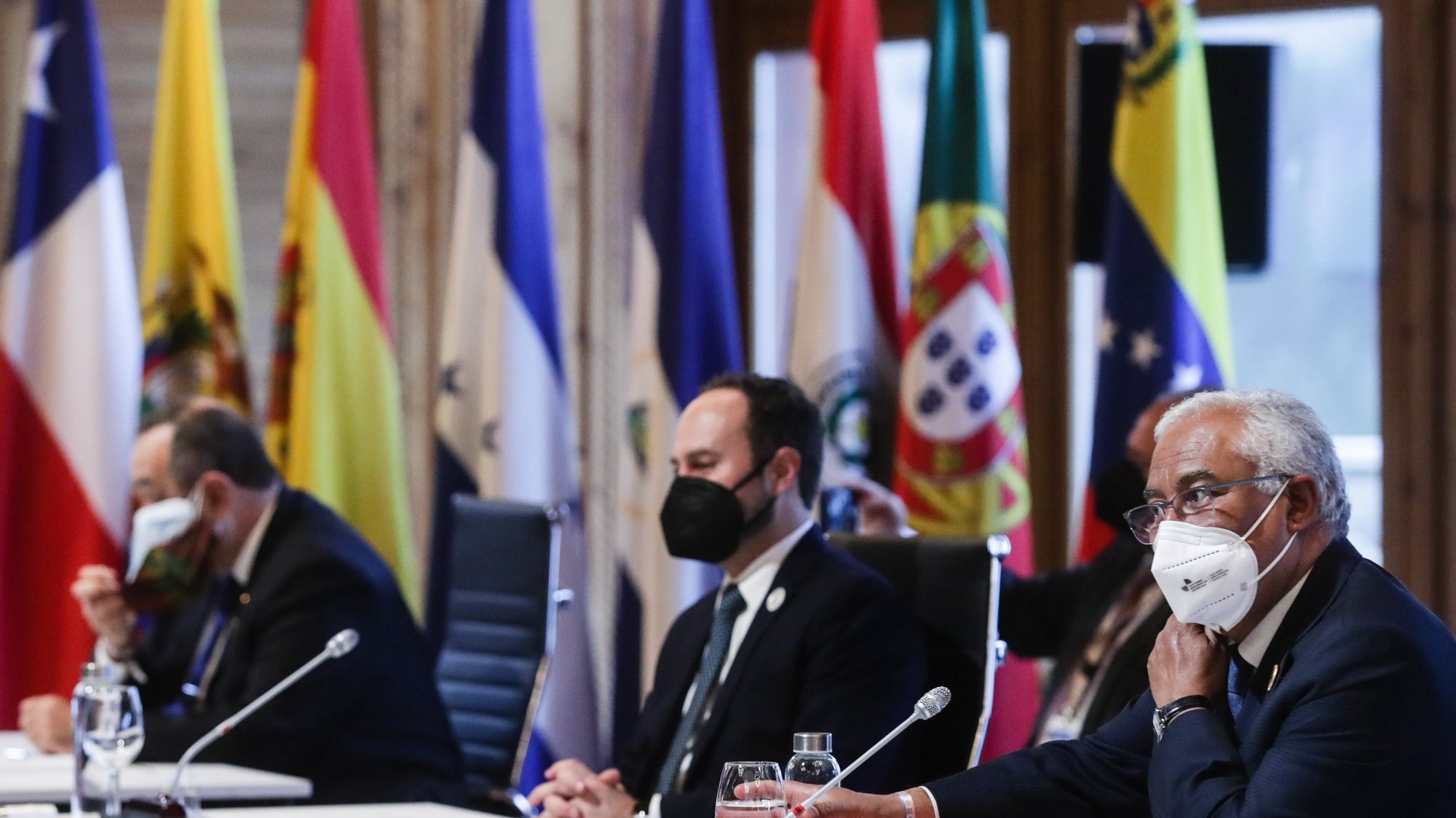 O primeiro-ministro, António Costa, na abertura da sessão plenária da XXVII Cimeira Ibero-Americana, em Andorra, 21 de abril de 2021. TIAGO PETINGA/LUSA